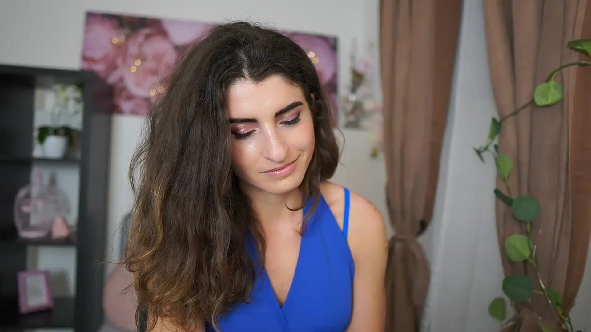 Gallery image thumbnail from EVA__LOVIA_'s myfreecams stream on, 07/08/2023, 18:25 image 18 of 20