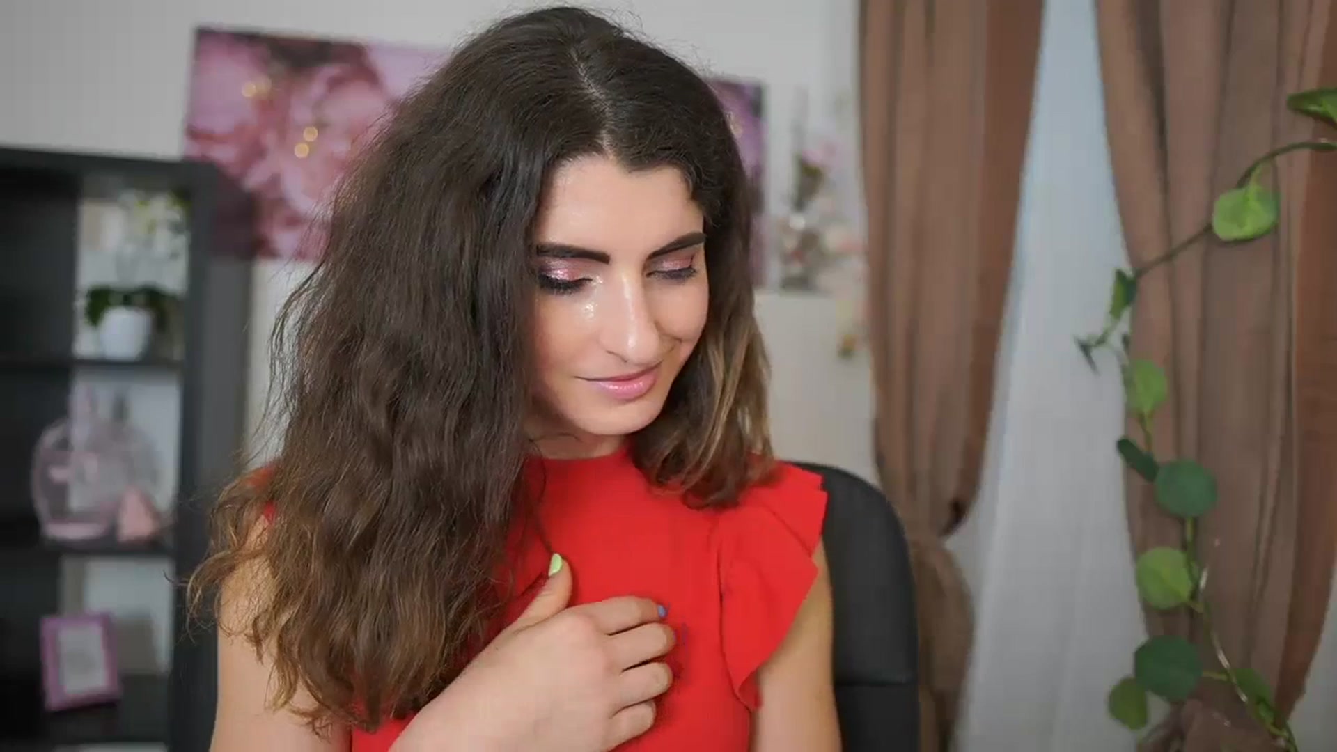 Gallery image thumbnail from EVA__LOVIA_'s myfreecams stream on, 07/09/2023, 14:23 image 18 of 20