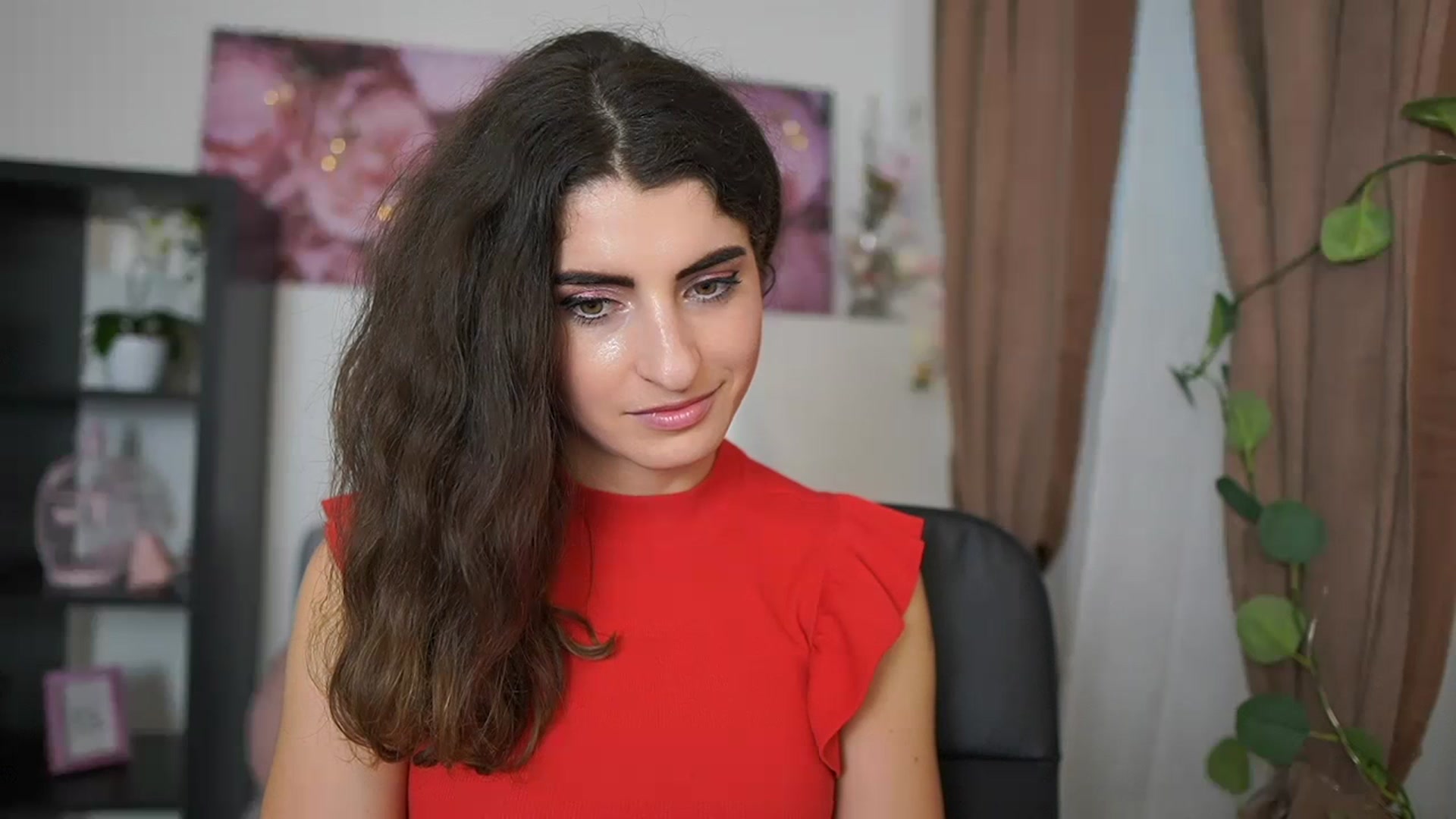 Gallery image thumbnail from EVA__LOVIA_'s myfreecams stream on, 07/09/2023, 14:23 image 19 of 20