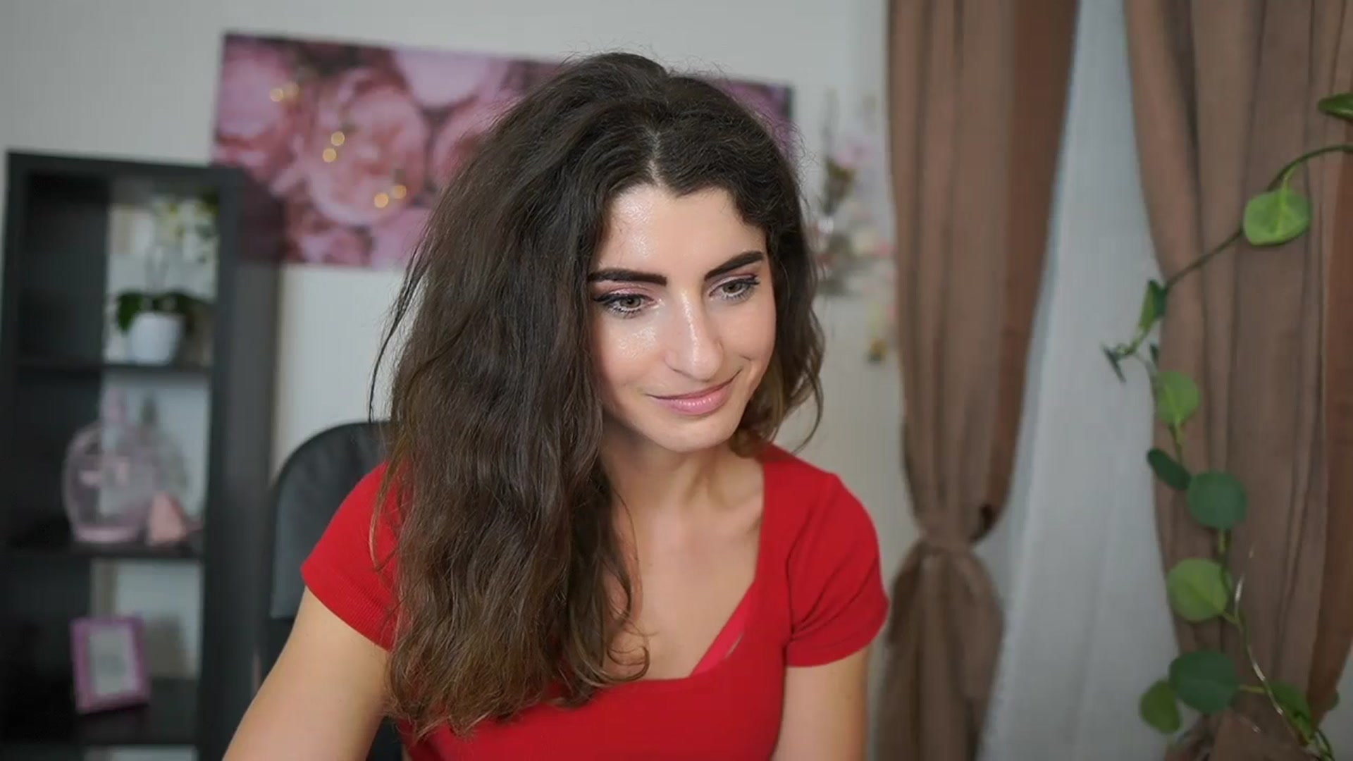 Gallery image thumbnail from EVA__LOVIA_'s myfreecams stream on, 07/09/2023, 18:18 image 4 of 20