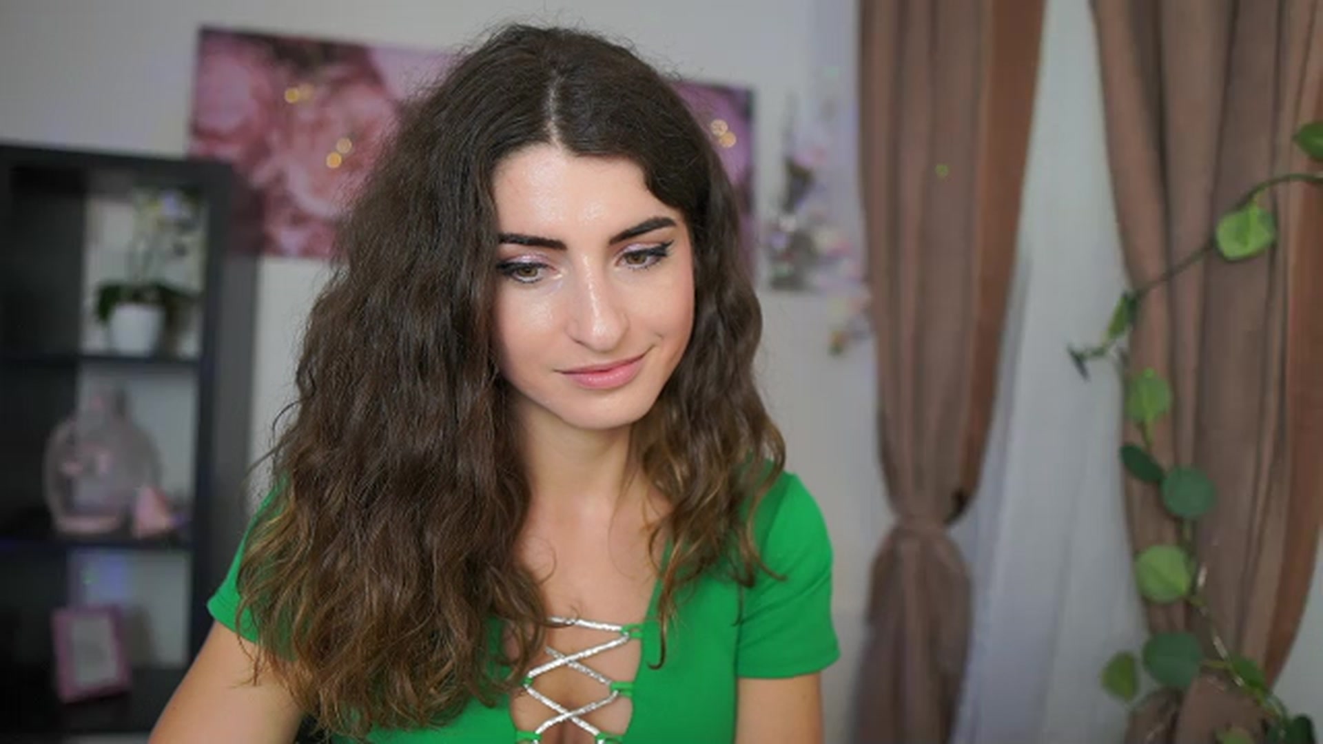 Gallery image thumbnail from EVA__LOVIA_'s myfreecams stream on, 07/21/2023, 14:12 image 14 of 20