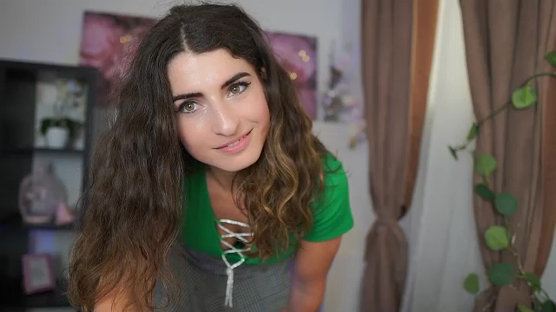 Gallery image thumbnail from EVA__LOVIA_'s myfreecams stream on, 07/21/2023, 15:06 image 7 of 20