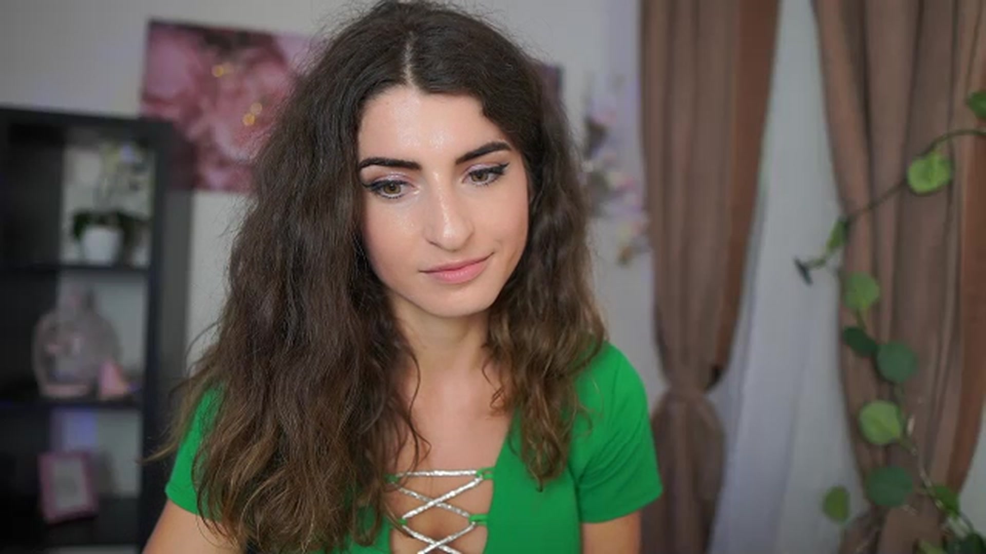 Gallery image thumbnail from EVA__LOVIA_'s myfreecams stream on, 07/21/2023, 15:52 image 16 of 20