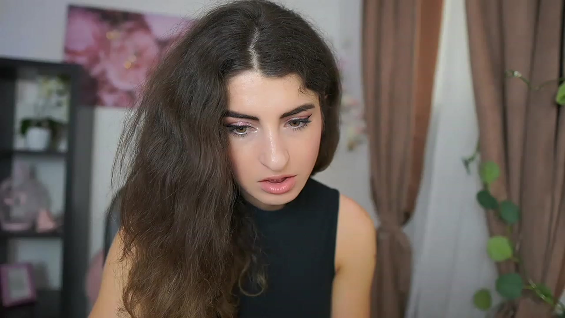 Gallery image thumbnail from EVA__LOVIA_'s myfreecams stream on, 07/23/2023, 10:06 image 3 of 20