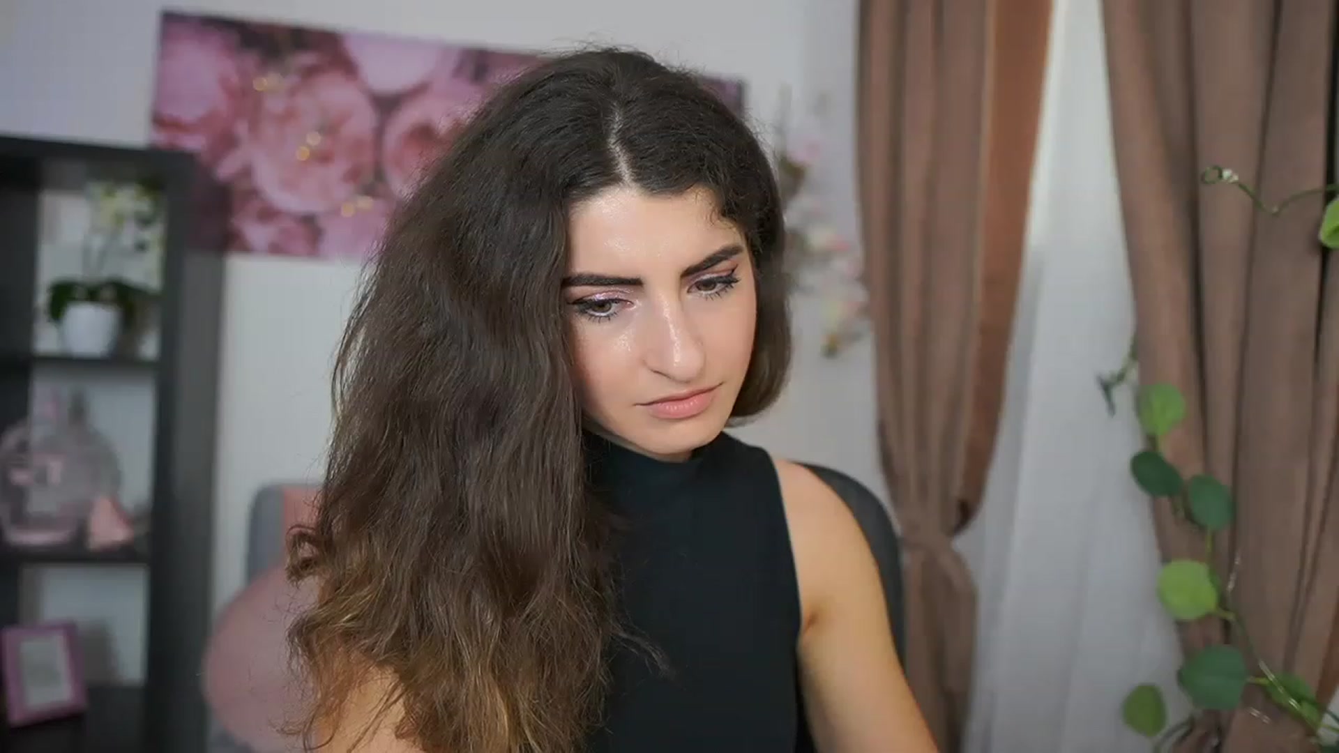 Gallery image thumbnail from EVA__LOVIA_'s myfreecams stream on, 07/23/2023, 10:06 image 19 of 20