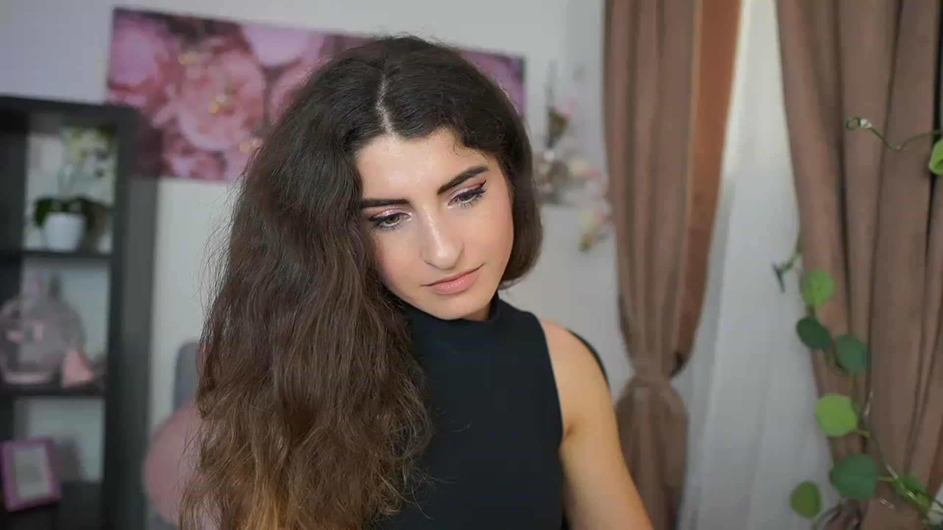 Gallery image thumbnail from EVA__LOVIA_'s myfreecams stream on, 07/23/2023, 10:06 image 18 of 20
