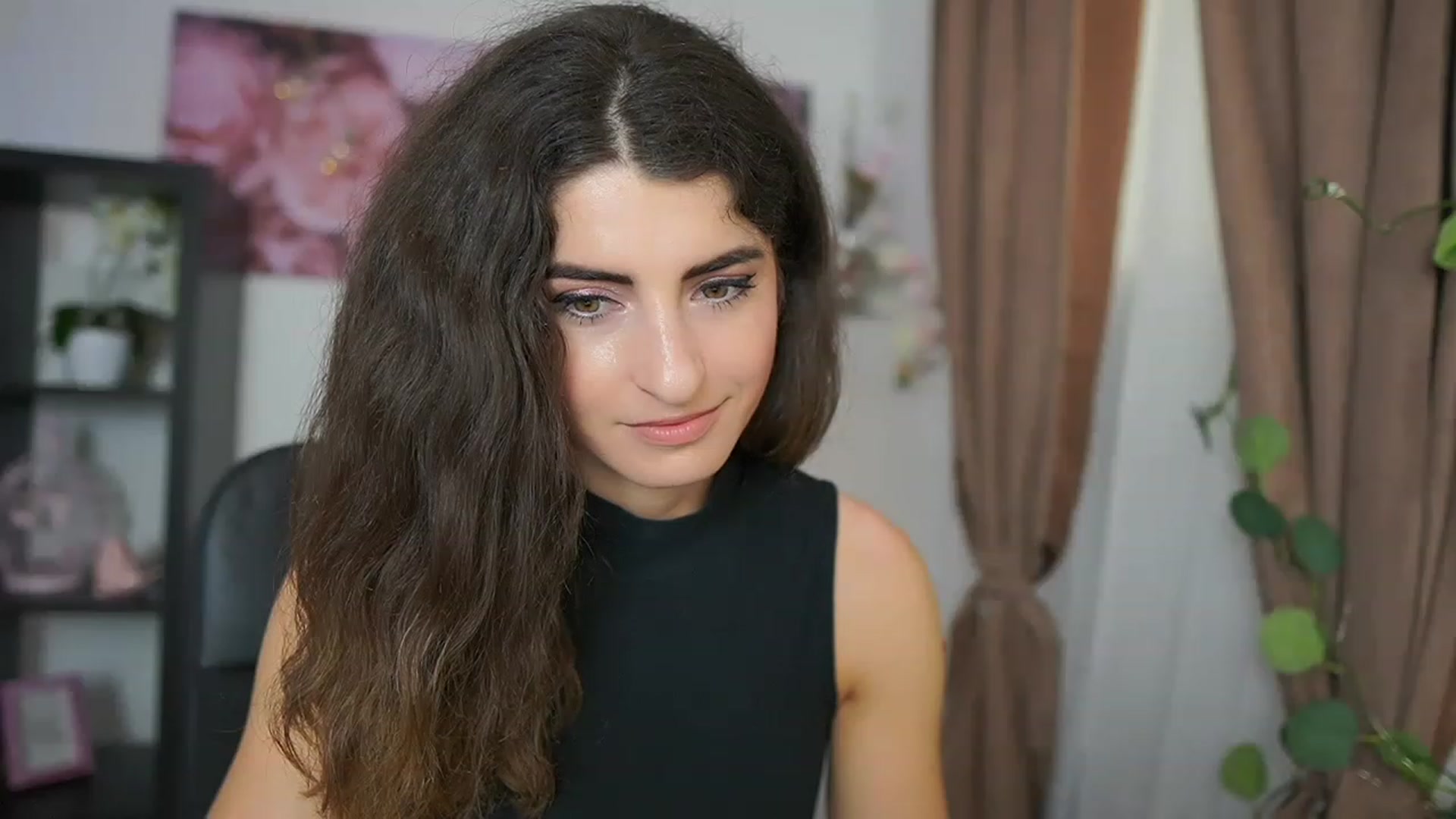 Gallery image thumbnail from EVA__LOVIA_'s myfreecams stream on, 07/23/2023, 10:06 image 9 of 20
