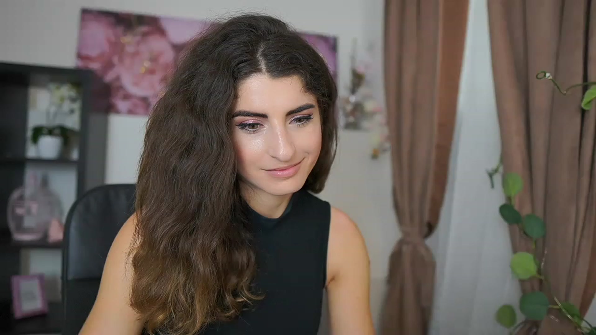 Gallery image thumbnail from EVA__LOVIA_'s myfreecams stream on, 07/23/2023, 13:01 image 2 of 20