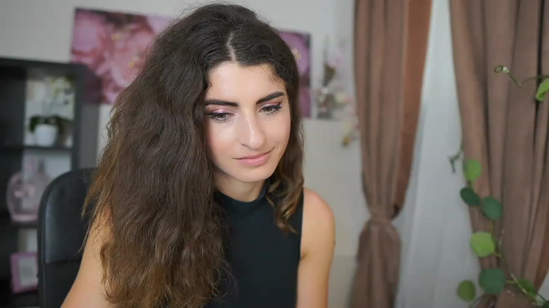 Gallery image thumbnail from EVA__LOVIA_'s myfreecams stream on, 07/23/2023, 13:01 image 17 of 20