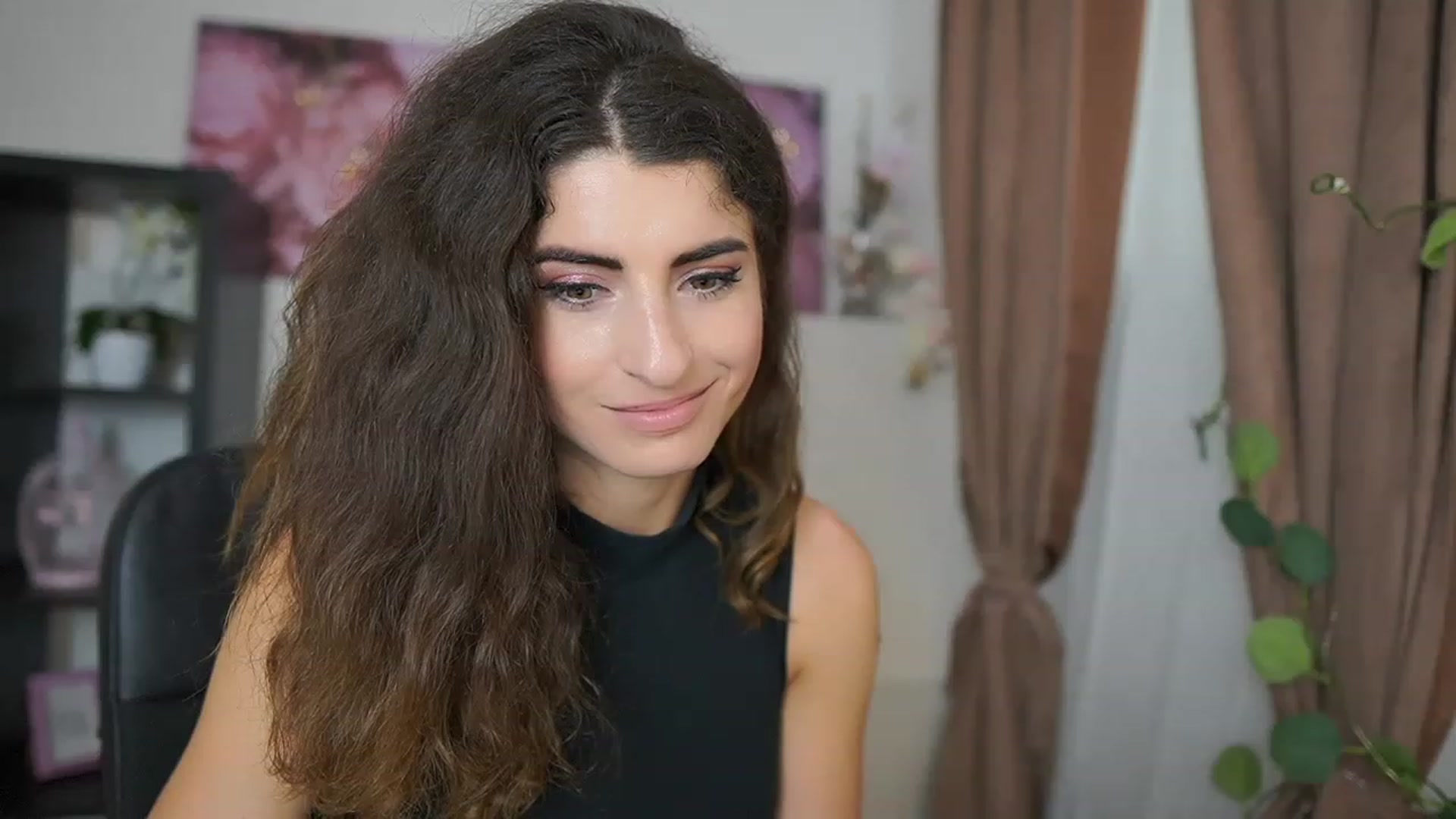 Gallery image thumbnail from EVA__LOVIA_'s myfreecams stream on, 07/23/2023, 13:01 image 13 of 20