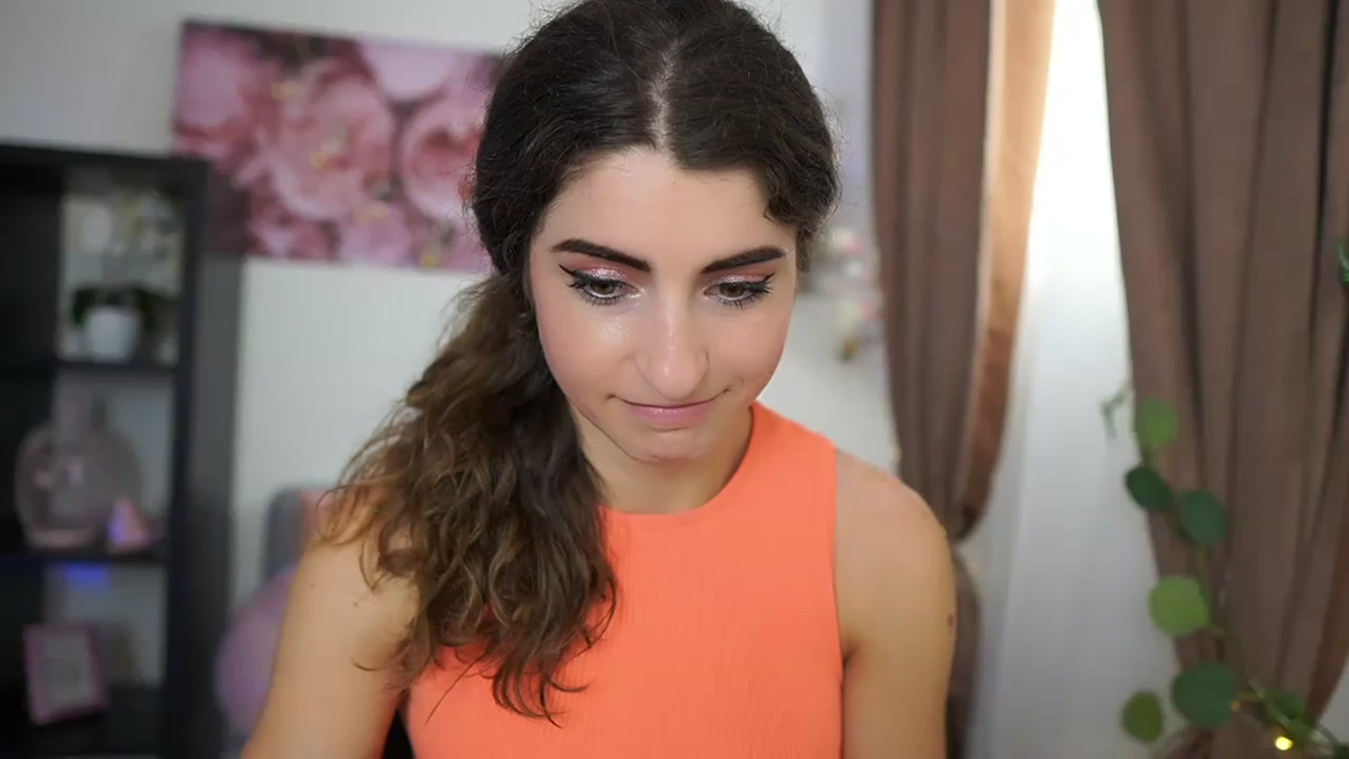 Gallery image thumbnail from EVA__LOVIA_'s myfreecams stream on, 07/27/2023, 10:34 image 18 of 20