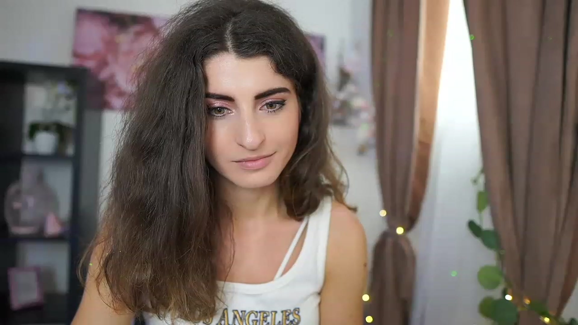 Gallery image thumbnail from EVA__LOVIA_'s myfreecams stream on, 07/28/2023, 10:20 image 19 of 20