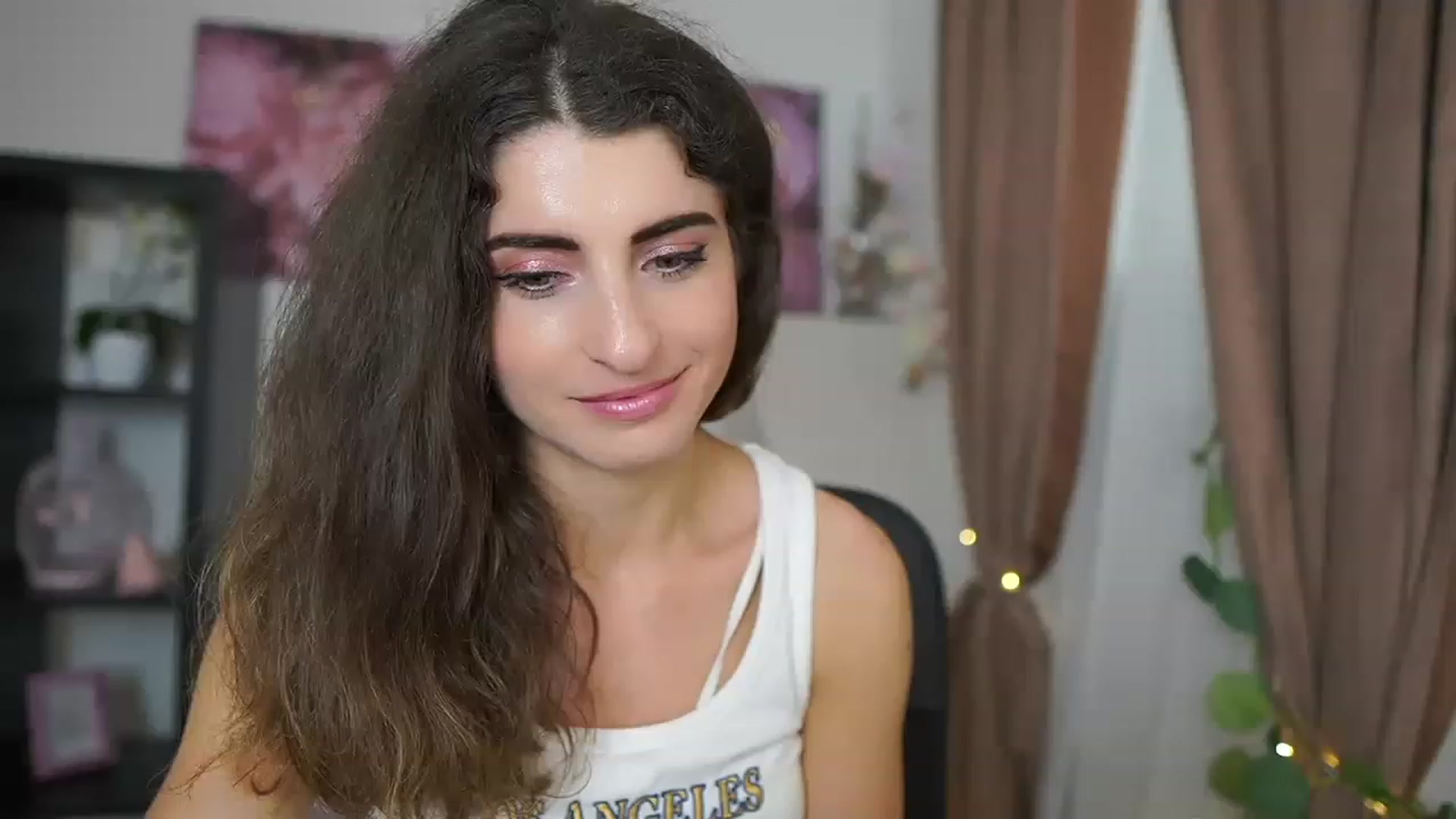 Gallery image thumbnail from EVA__LOVIA_'s myfreecams stream on, 07/28/2023, 13:05 image 15 of 20