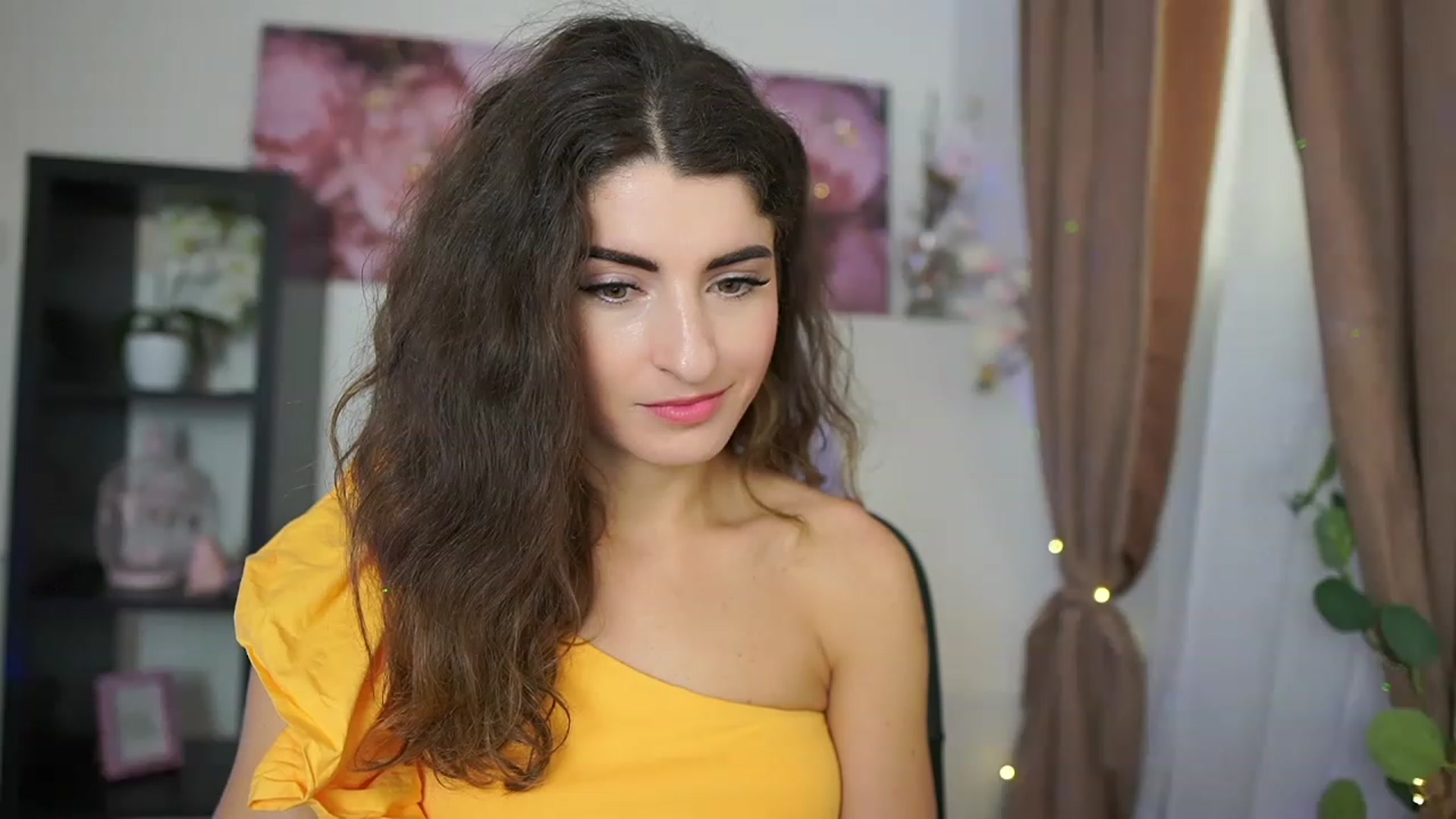 Gallery image thumbnail from EVA__LOVIA_'s myfreecams stream on, 08/03/2023, 14:28 image 5 of 20