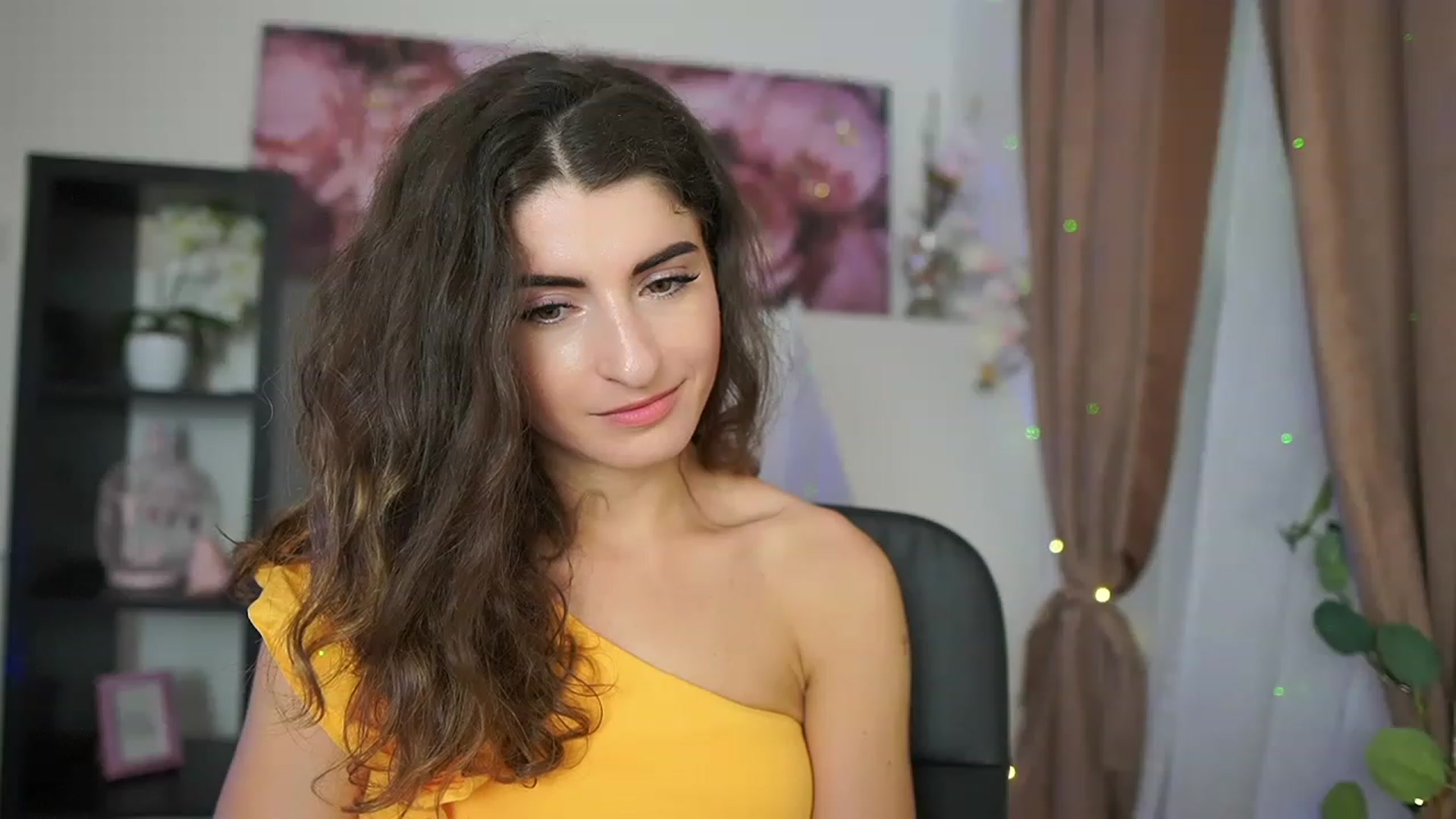 Gallery image thumbnail from EVA__LOVIA_'s myfreecams stream on, 08/03/2023, 17:11 image 6 of 20