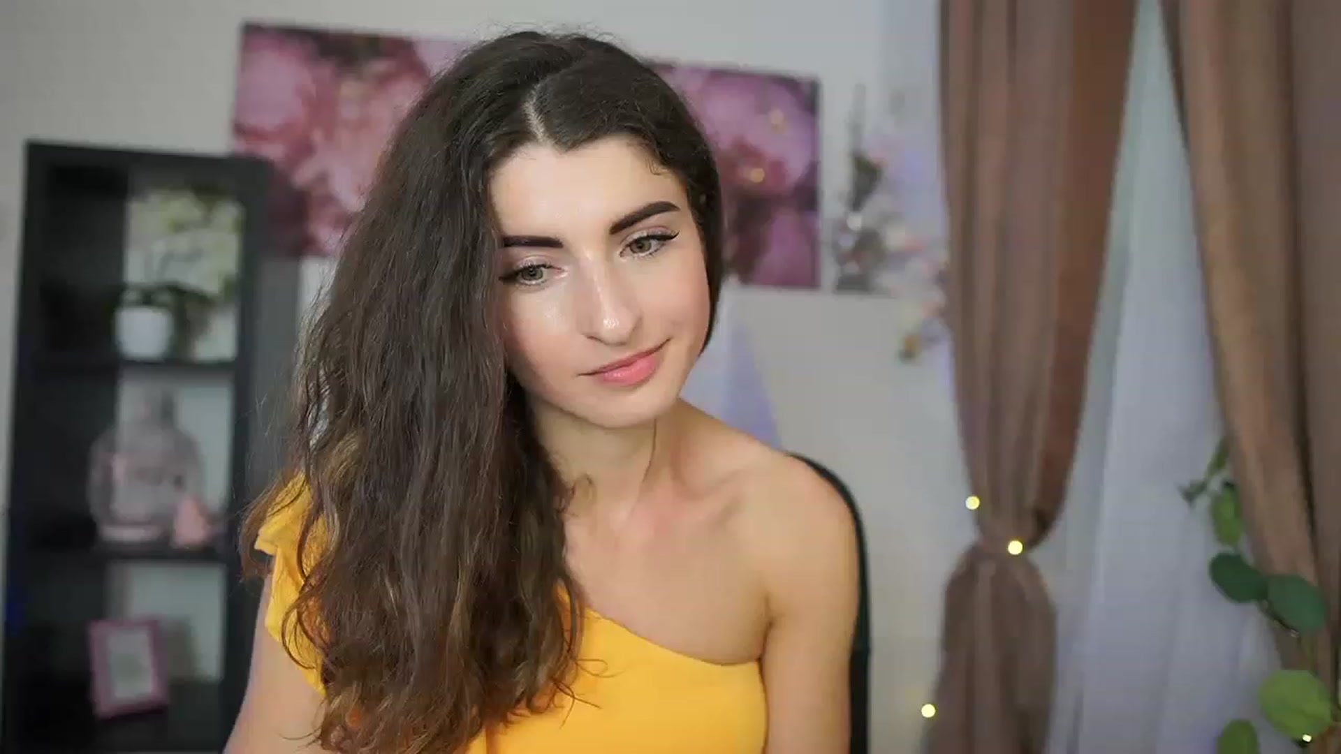Gallery image thumbnail from EVA__LOVIA_'s myfreecams stream on, 08/03/2023, 17:11 image 2 of 20