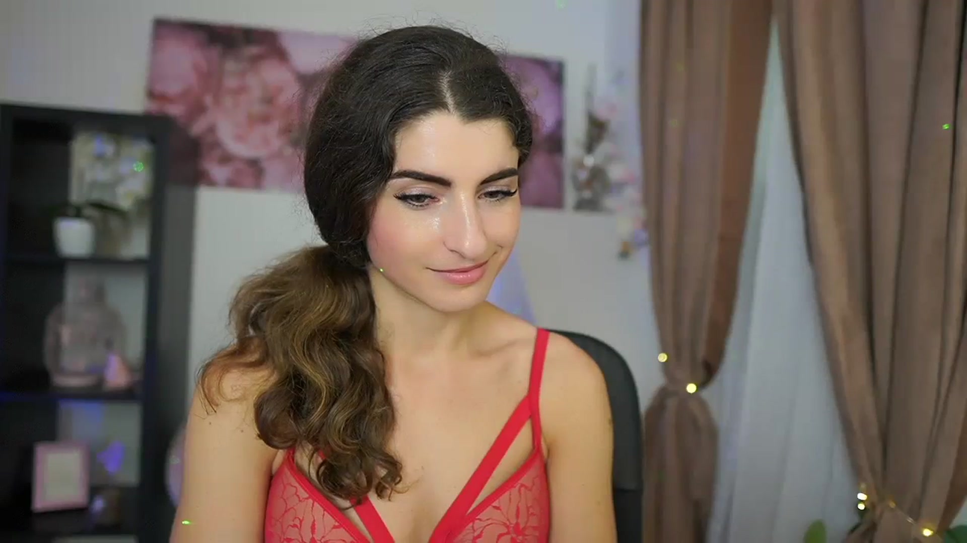 Gallery image thumbnail from EVA__LOVIA_'s myfreecams stream on, 08/06/2023, 17:06 image 2 of 20