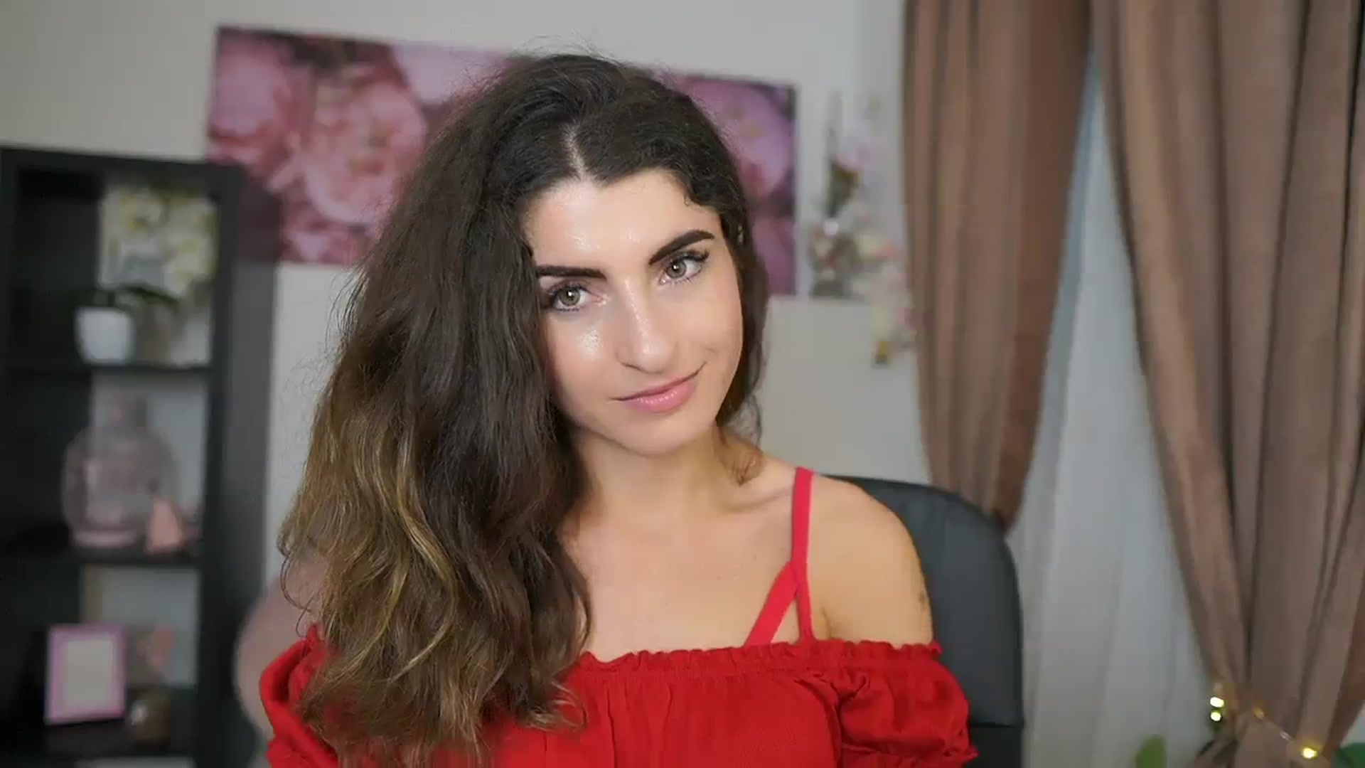Gallery image thumbnail from EVA__LOVIA_'s myfreecams stream on, 08/06/2023, 18:07 image 3 of 20