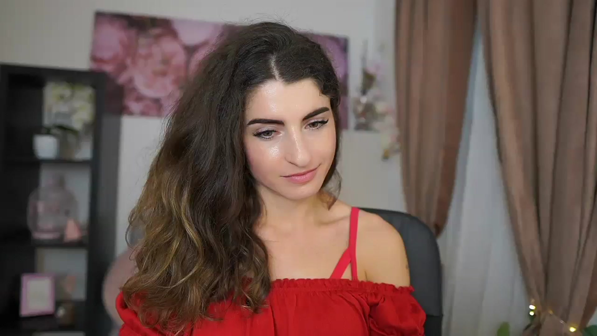 Gallery image thumbnail from EVA__LOVIA_'s myfreecams stream on, 08/06/2023, 18:07 image 1 of 20