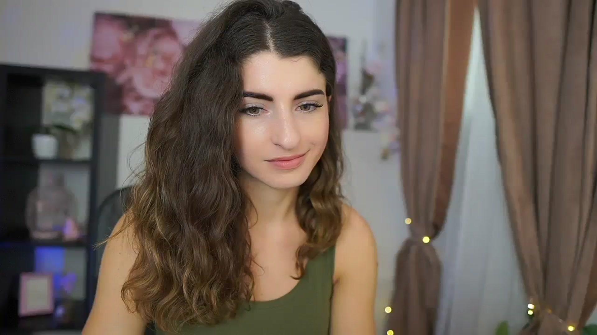 Gallery image thumbnail from EVA__LOVIA_'s myfreecams stream on, 08/07/2023, 09:29 image 19 of 20