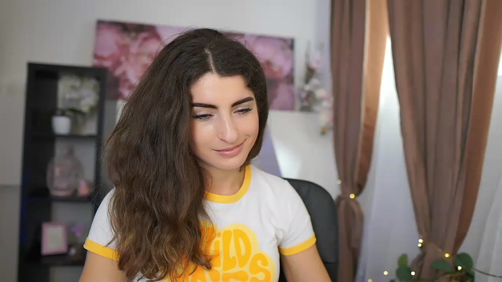 Gallery image thumbnail from EVA__LOVIA_'s myfreecams stream on, 08/10/2023, 11:12 image 20 of 20