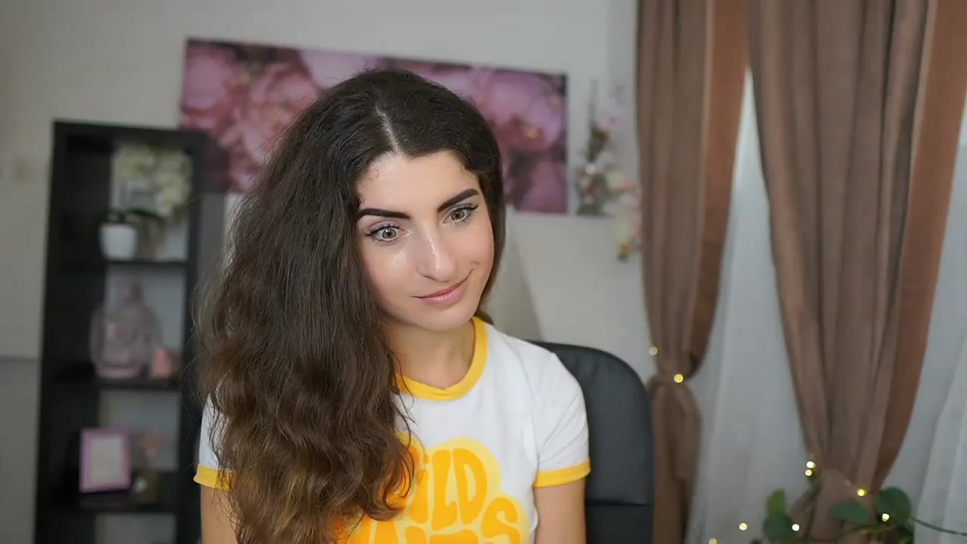 Gallery image thumbnail from EVA__LOVIA_'s myfreecams stream on, 08/10/2023, 12:46 image 10 of 20