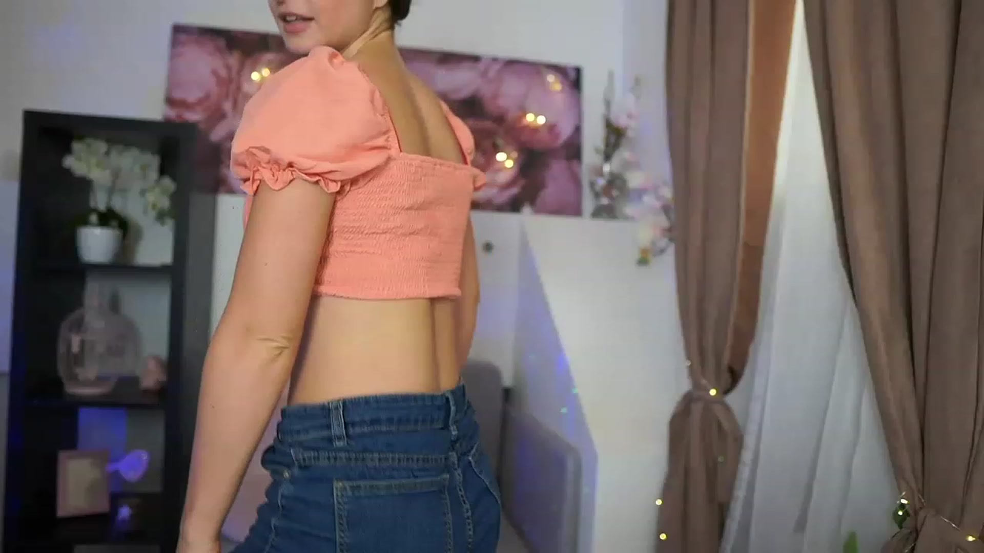 Gallery image thumbnail from EVA__LOVIA_'s myfreecams stream on, 08/17/2023, 08:35 image 12 of 20