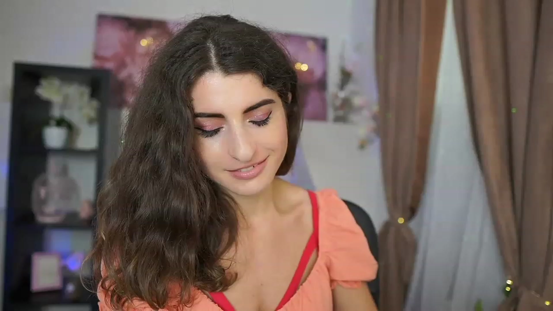 Gallery image thumbnail from EVA__LOVIA_'s myfreecams stream on, 08/17/2023, 11:29 image 14 of 20