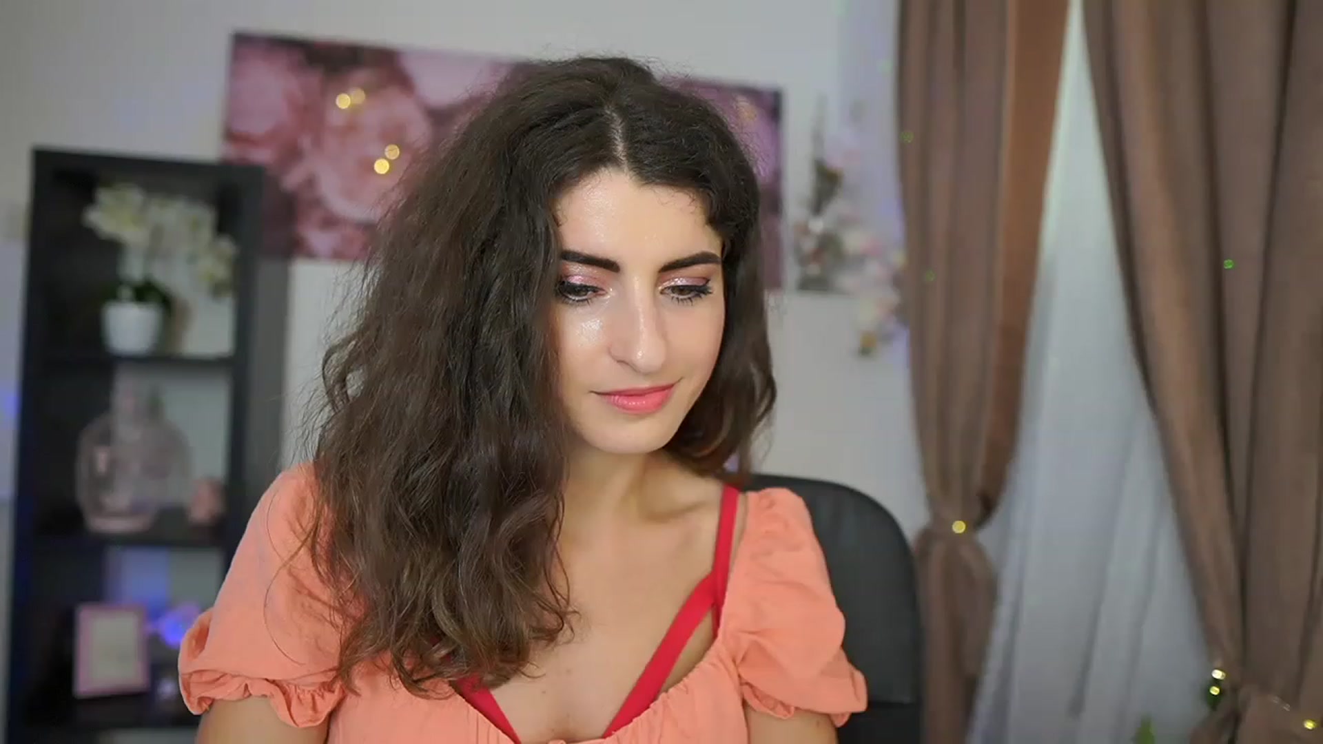 Gallery image thumbnail from EVA__LOVIA_'s myfreecams stream on, 08/17/2023, 12:10 image 14 of 20