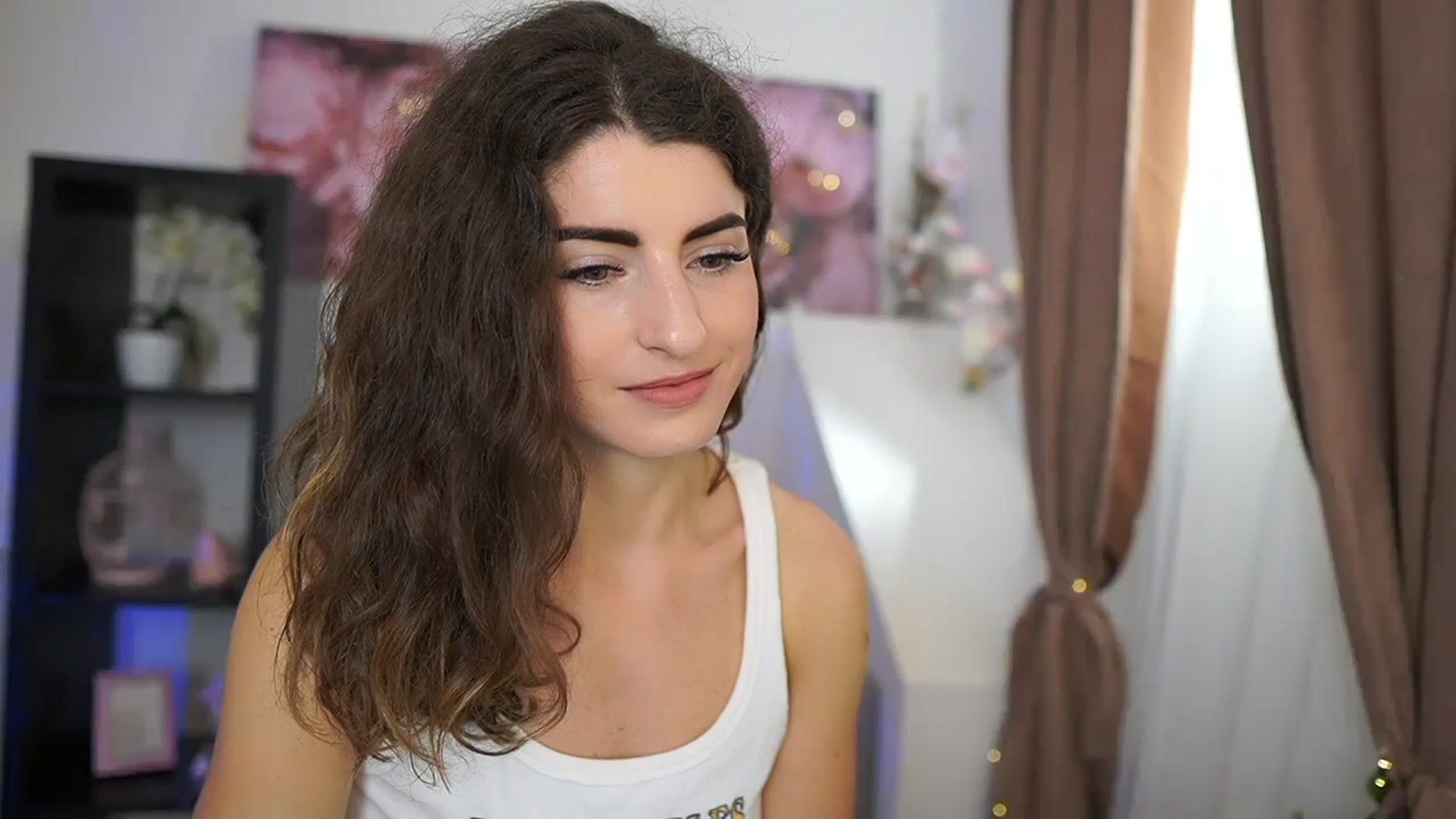 Gallery image thumbnail from EVA__LOVIA_'s myfreecams stream on, 08/25/2023, 10:58 image 19 of 20