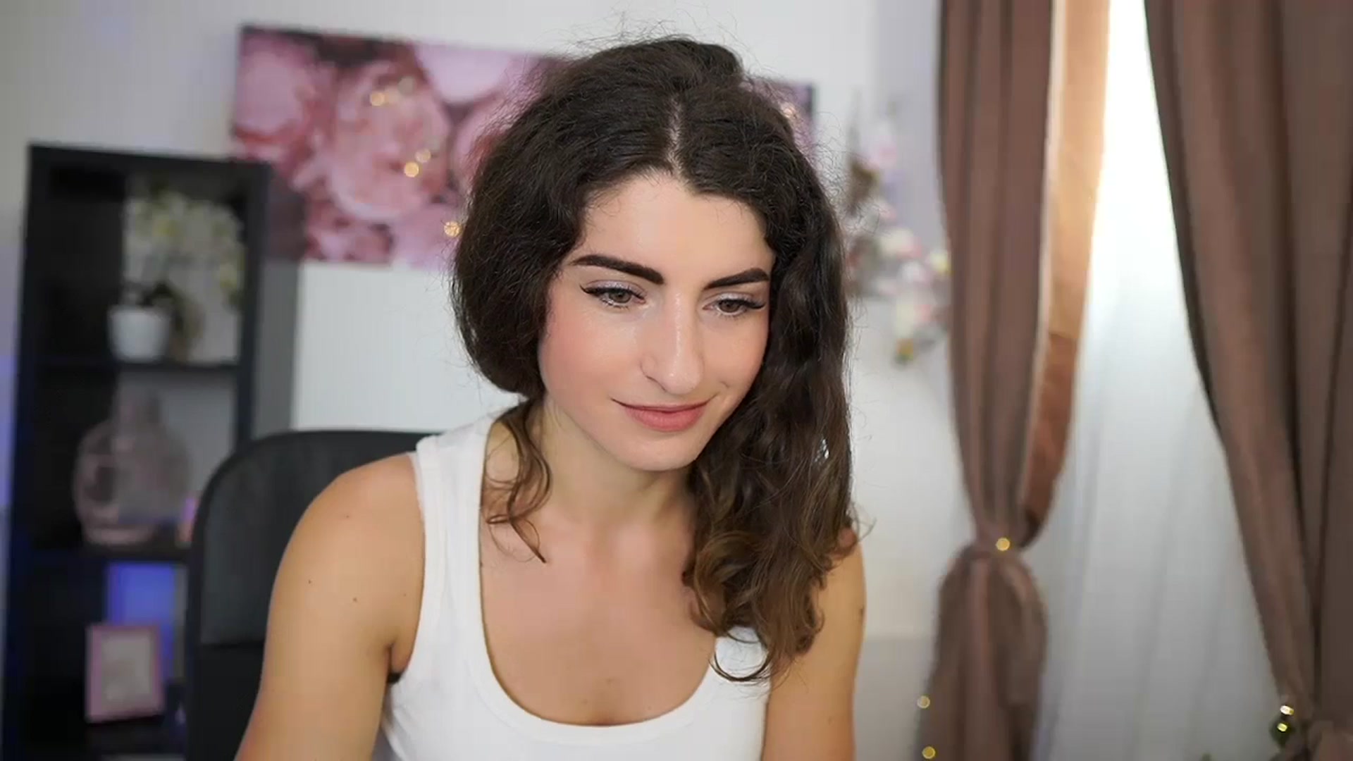 Gallery image thumbnail from EVA__LOVIA_'s myfreecams stream on, 08/25/2023, 10:58 image 15 of 20