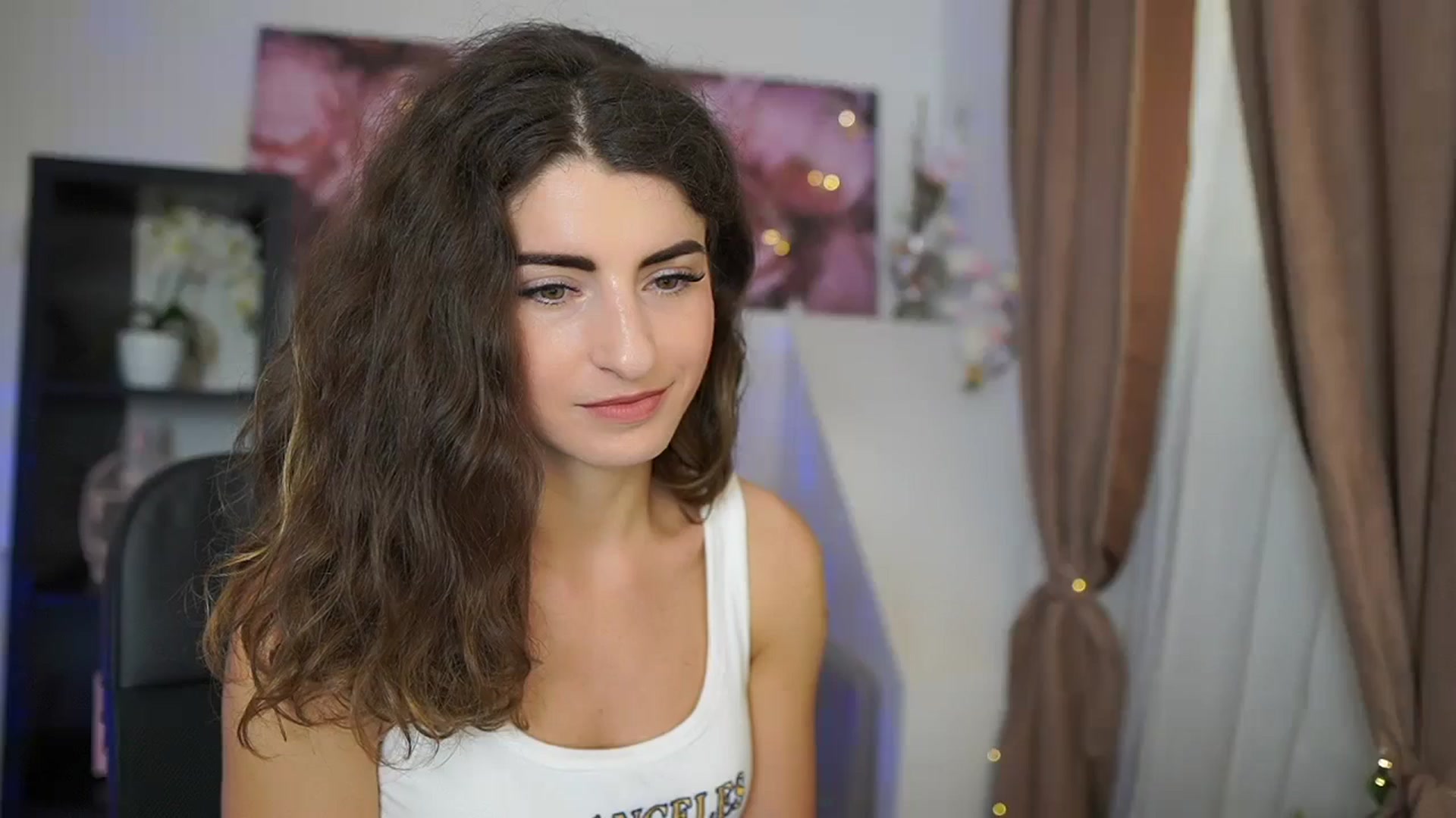 Gallery image thumbnail from EVA__LOVIA_'s myfreecams stream on, 08/25/2023, 10:58 image 4 of 20