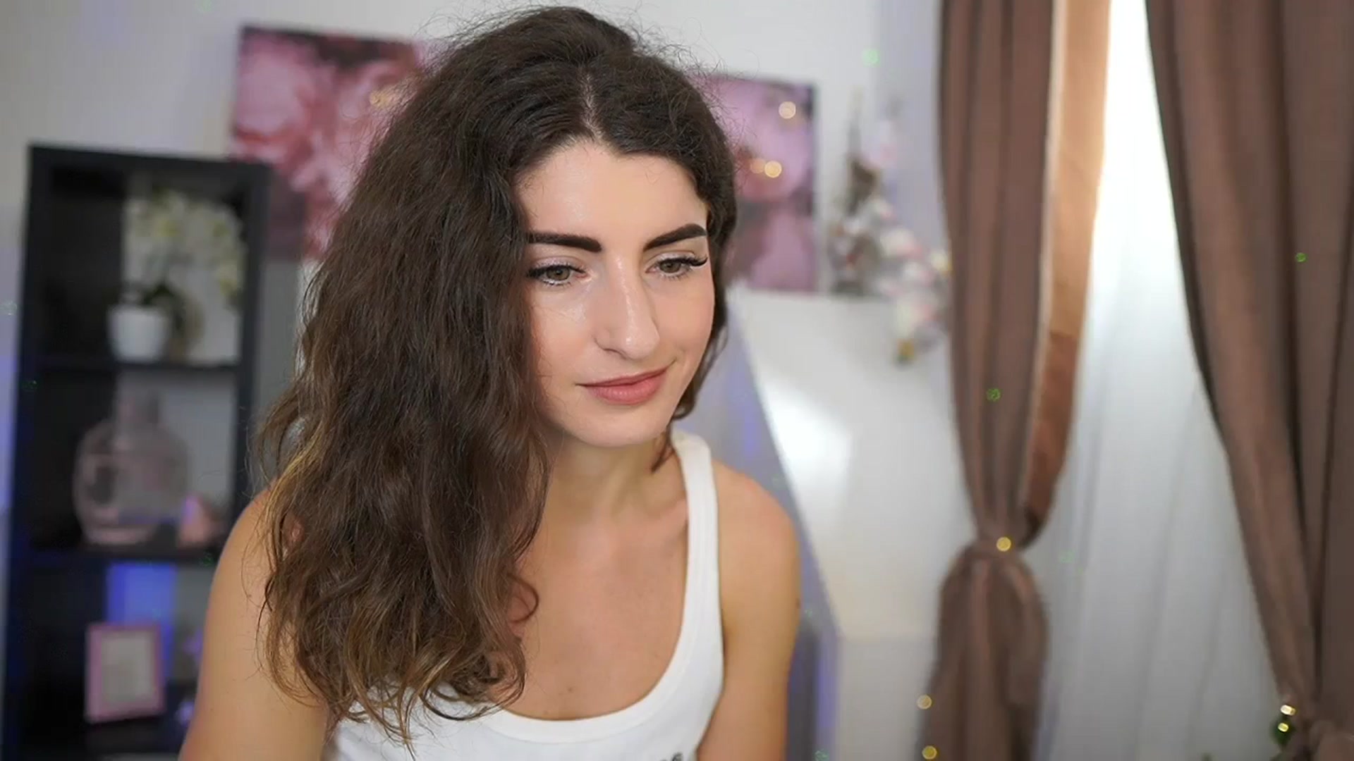 Gallery image thumbnail from EVA__LOVIA_'s myfreecams stream on, 08/25/2023, 10:58 image 20 of 20