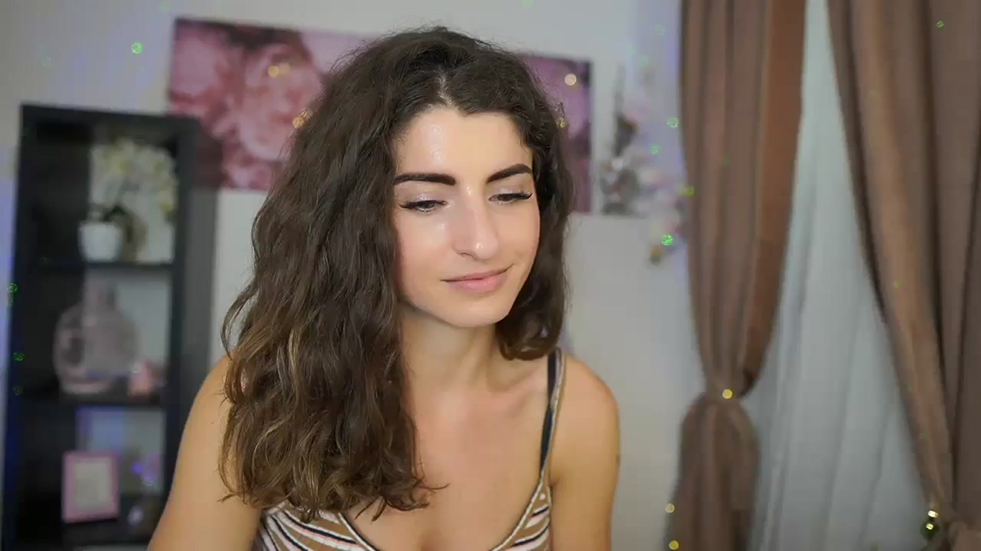 Gallery image thumbnail from EVA__LOVIA_'s myfreecams stream on, 08/25/2023, 14:52 image 13 of 20