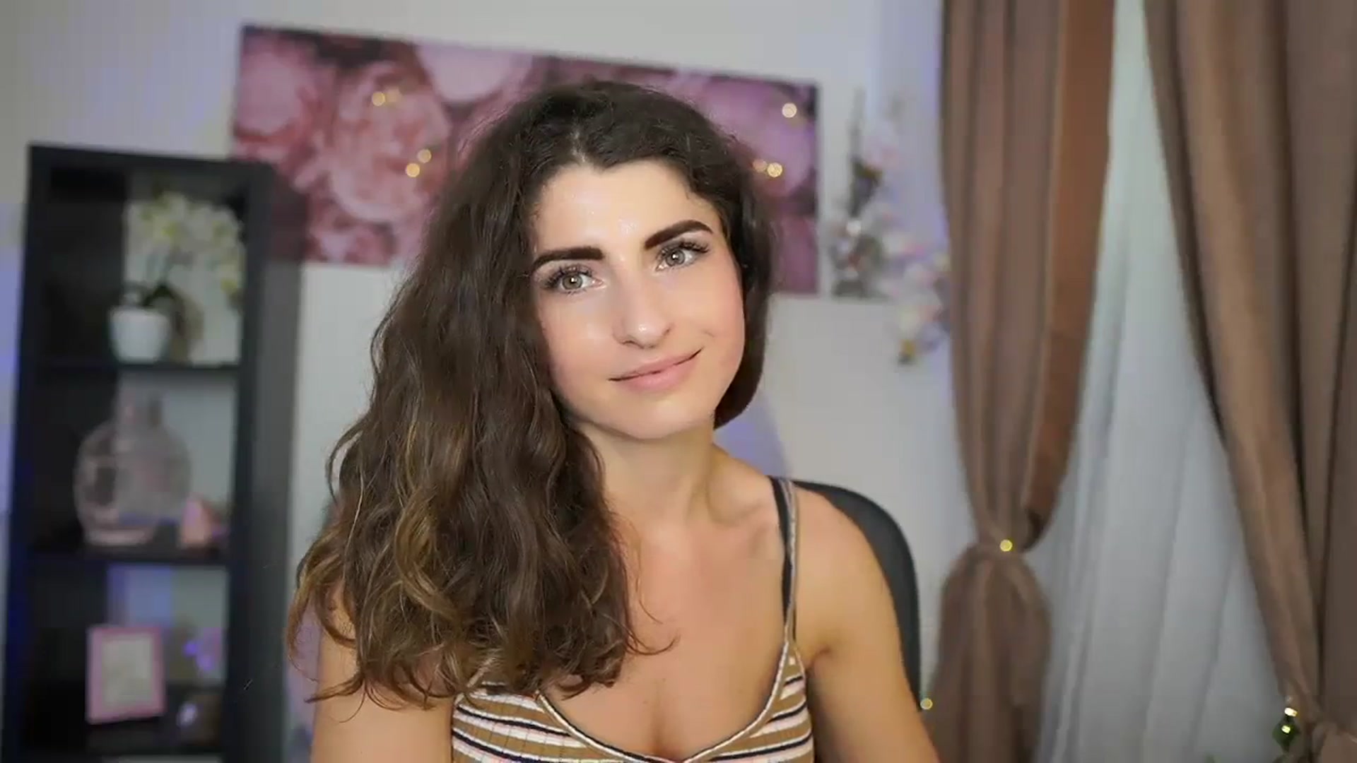 Gallery image thumbnail from EVA__LOVIA_'s myfreecams stream on, 08/25/2023, 14:52 image 17 of 20