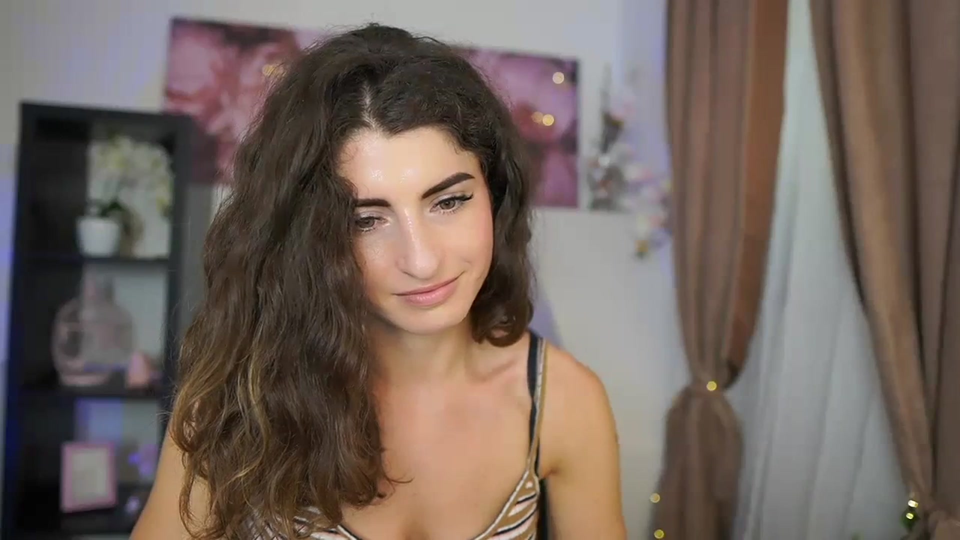 Gallery image thumbnail from EVA__LOVIA_'s myfreecams stream on, 08/25/2023, 14:52 image 11 of 20