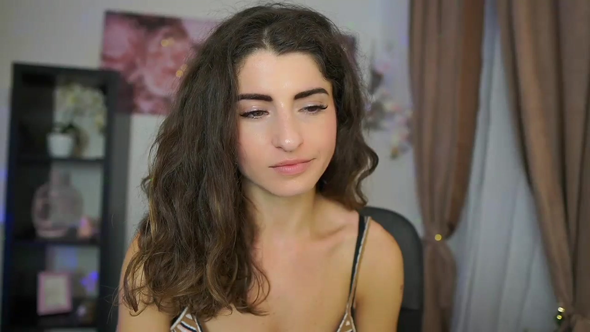 Gallery image thumbnail from EVA__LOVIA_'s myfreecams stream on, 08/25/2023, 18:05 image 20 of 20