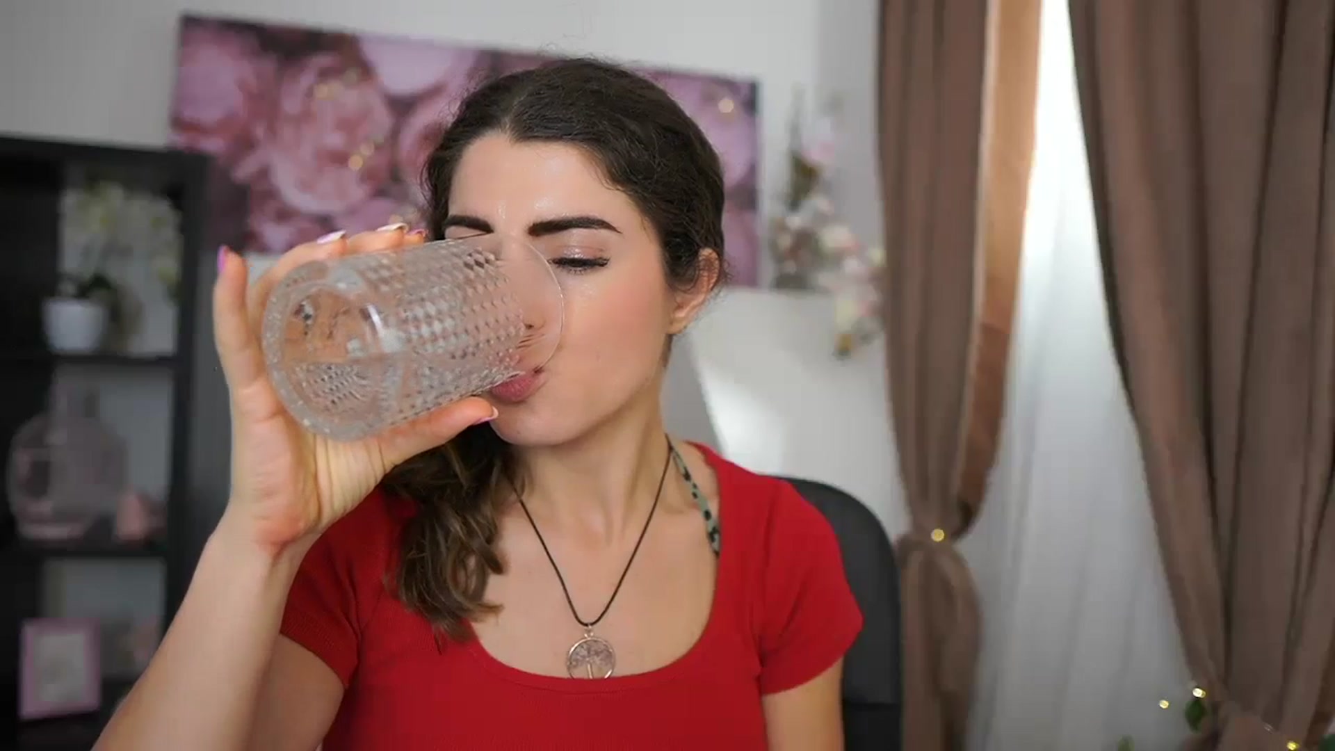 Gallery image thumbnail from EVA__LOVIA_'s myfreecams stream on, 08/27/2023, 12:06 image 6 of 20