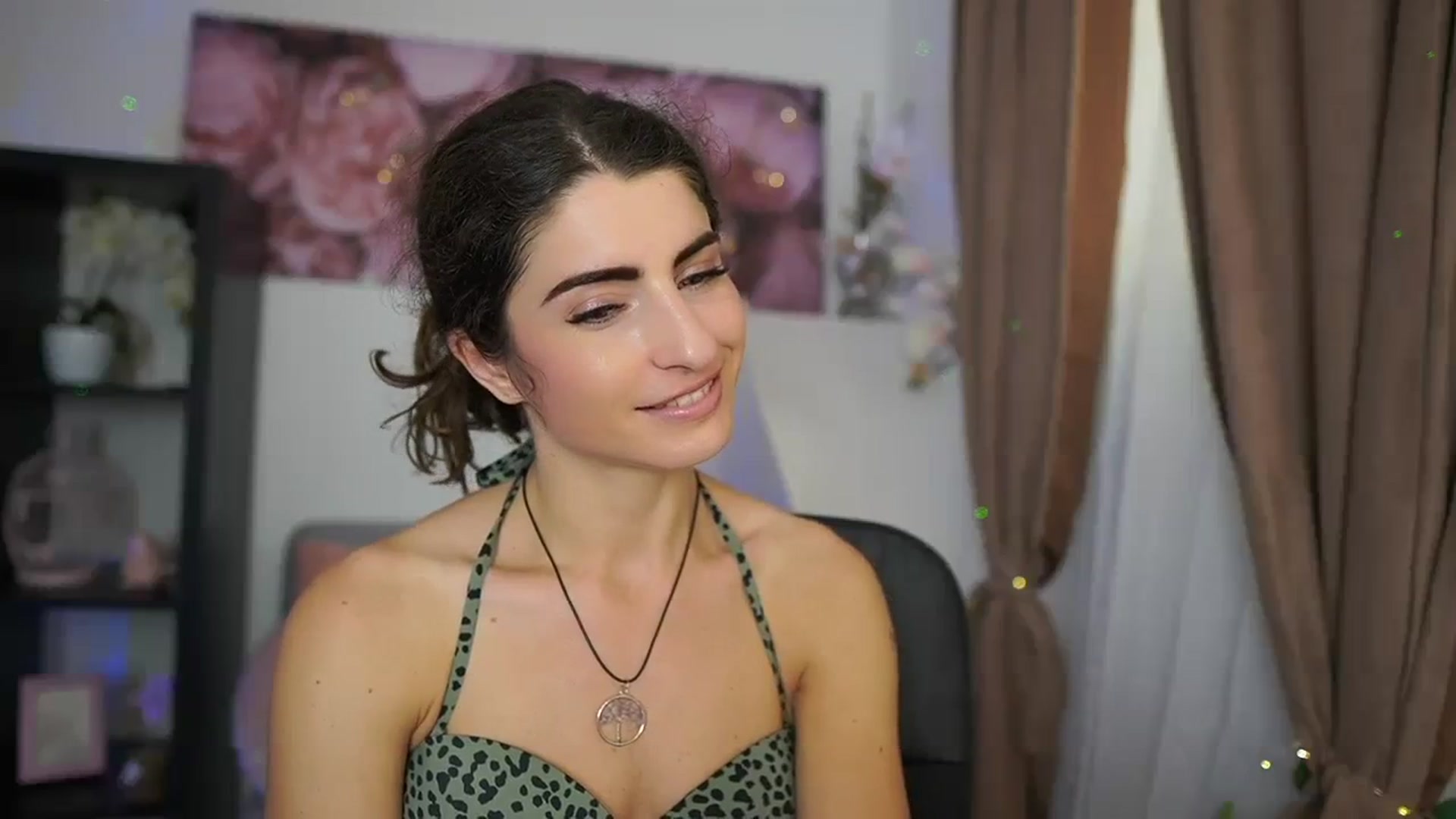 Gallery image thumbnail from EVA__LOVIA_'s myfreecams stream on, 08/27/2023, 14:51 image 14 of 20