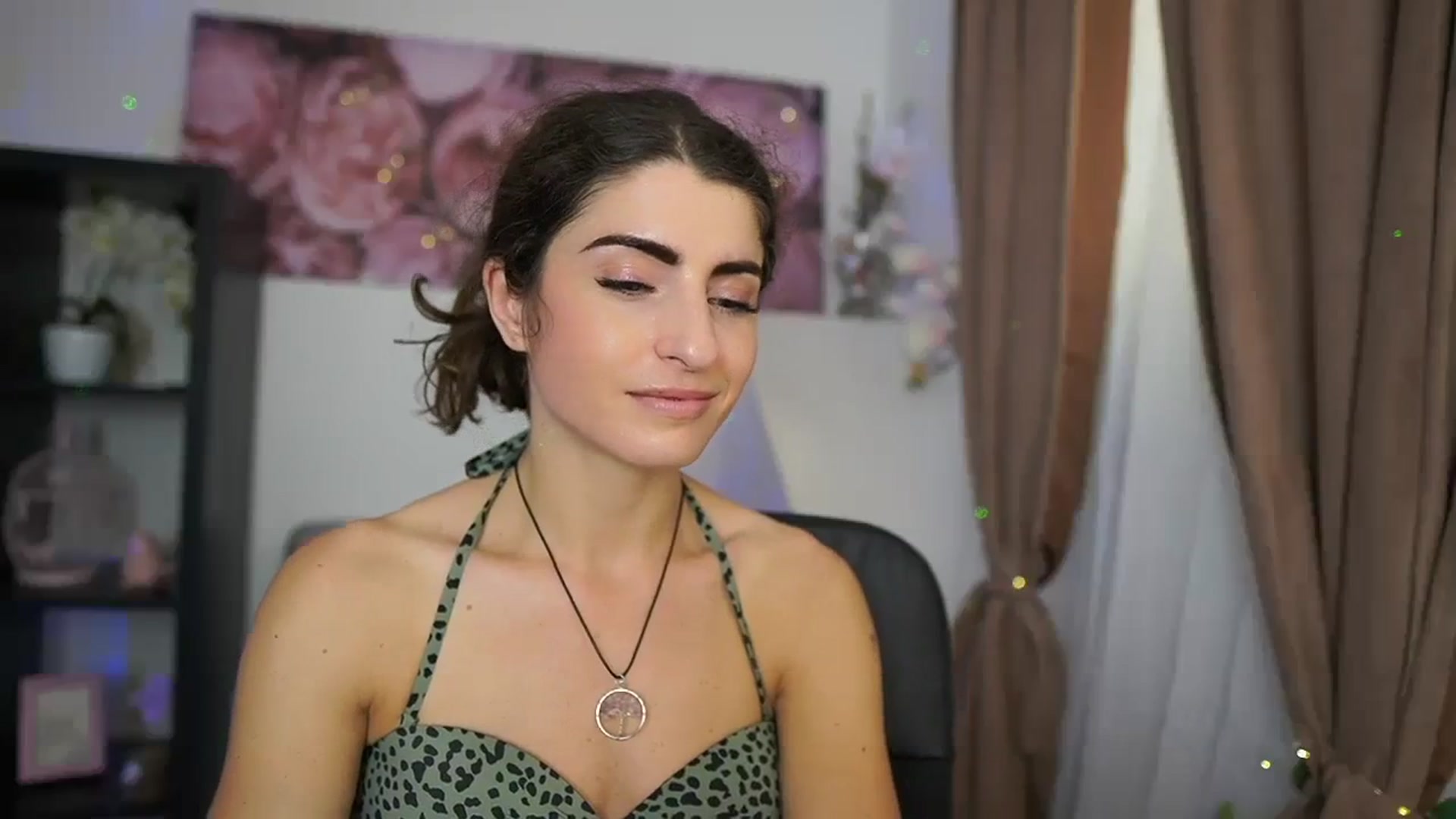 Gallery image thumbnail from EVA__LOVIA_'s myfreecams stream on, 08/27/2023, 14:51 image 15 of 20
