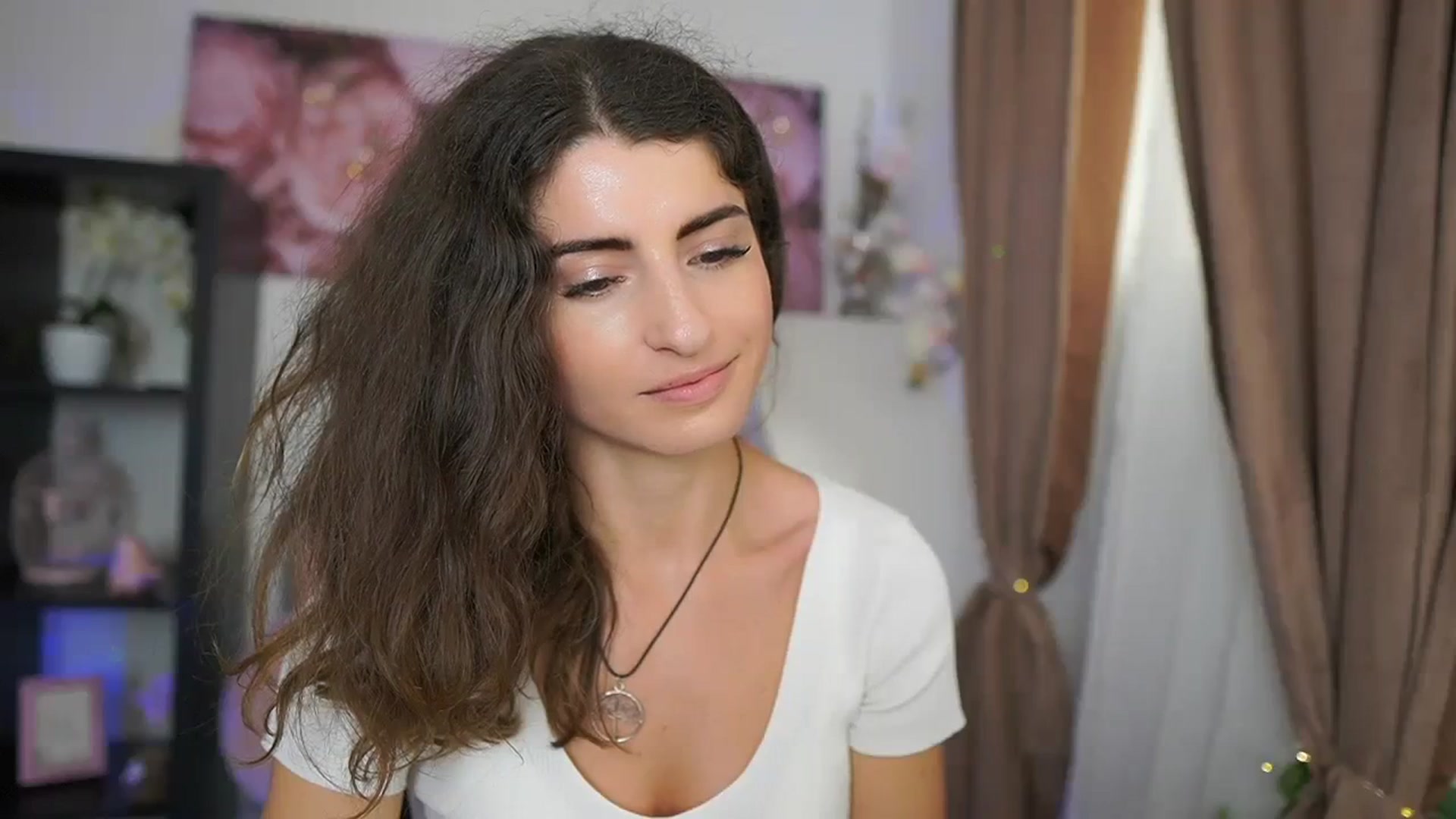 Gallery image thumbnail from EVA__LOVIA_'s myfreecams stream on, 08/31/2023, 10:40 image 20 of 20