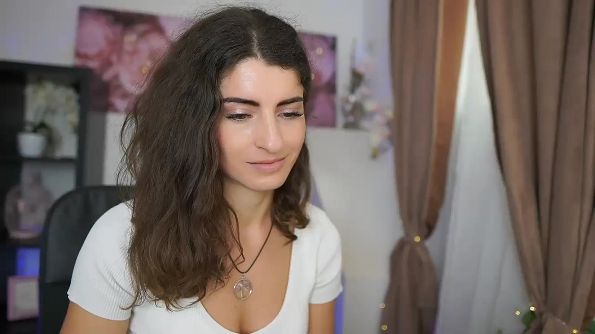 Gallery image thumbnail from EVA__LOVIA_'s myfreecams stream on, 08/31/2023, 10:40 image 15 of 20