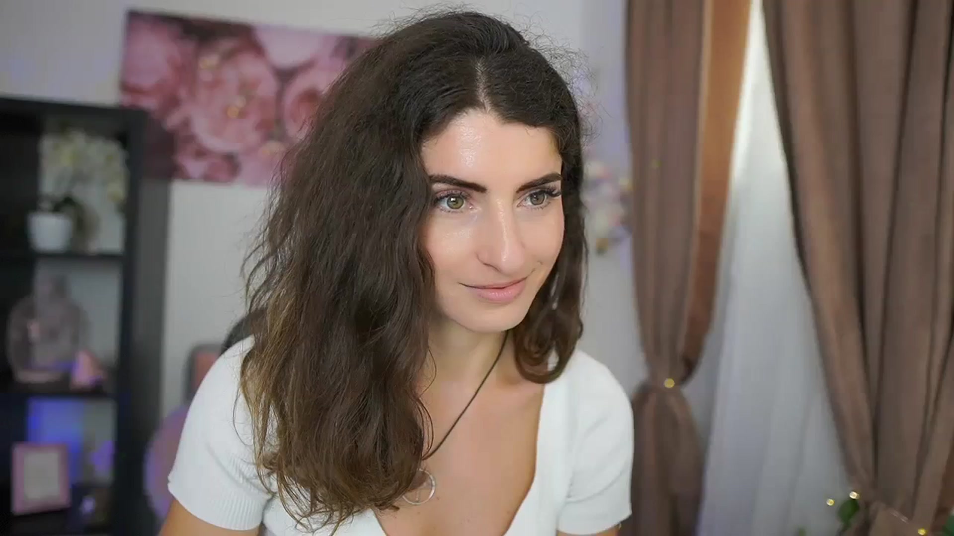 Gallery image thumbnail from EVA__LOVIA_'s myfreecams stream on, 08/31/2023, 12:32 image 3 of 20