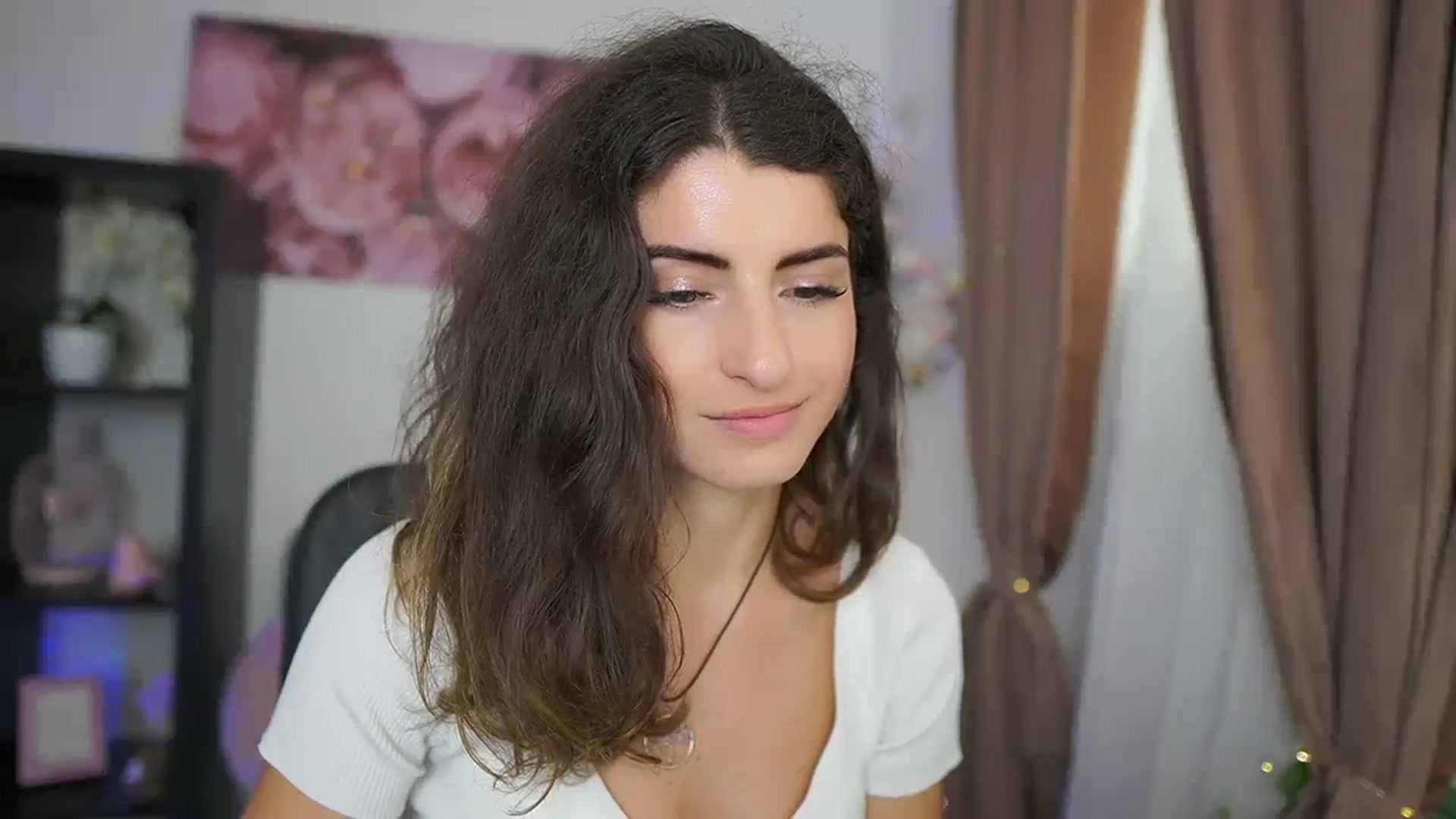 Gallery image thumbnail from EVA__LOVIA_'s myfreecams stream on, 08/31/2023, 12:32 image 6 of 20