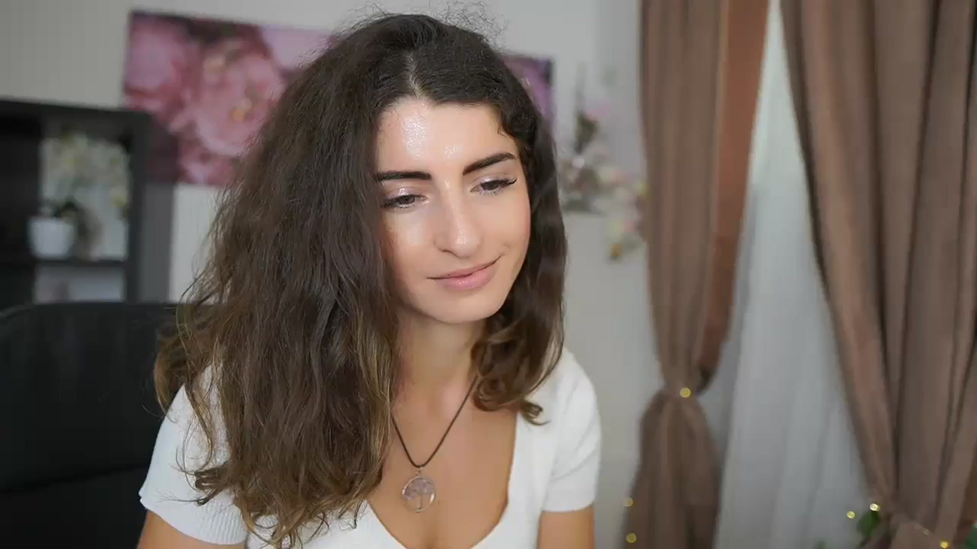Gallery image thumbnail from EVA__LOVIA_'s myfreecams stream on, 08/31/2023, 13:18 image 13 of 20