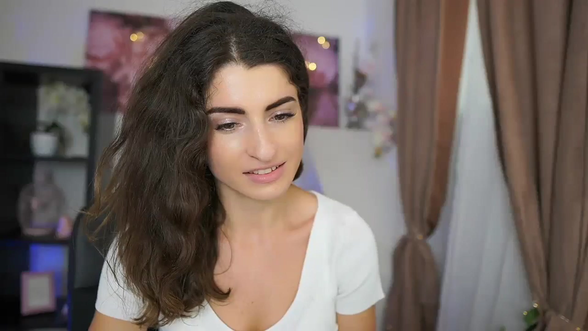 Gallery image thumbnail from EVA__LOVIA_'s myfreecams stream on, 09/06/2023, 12:55 image 3 of 20