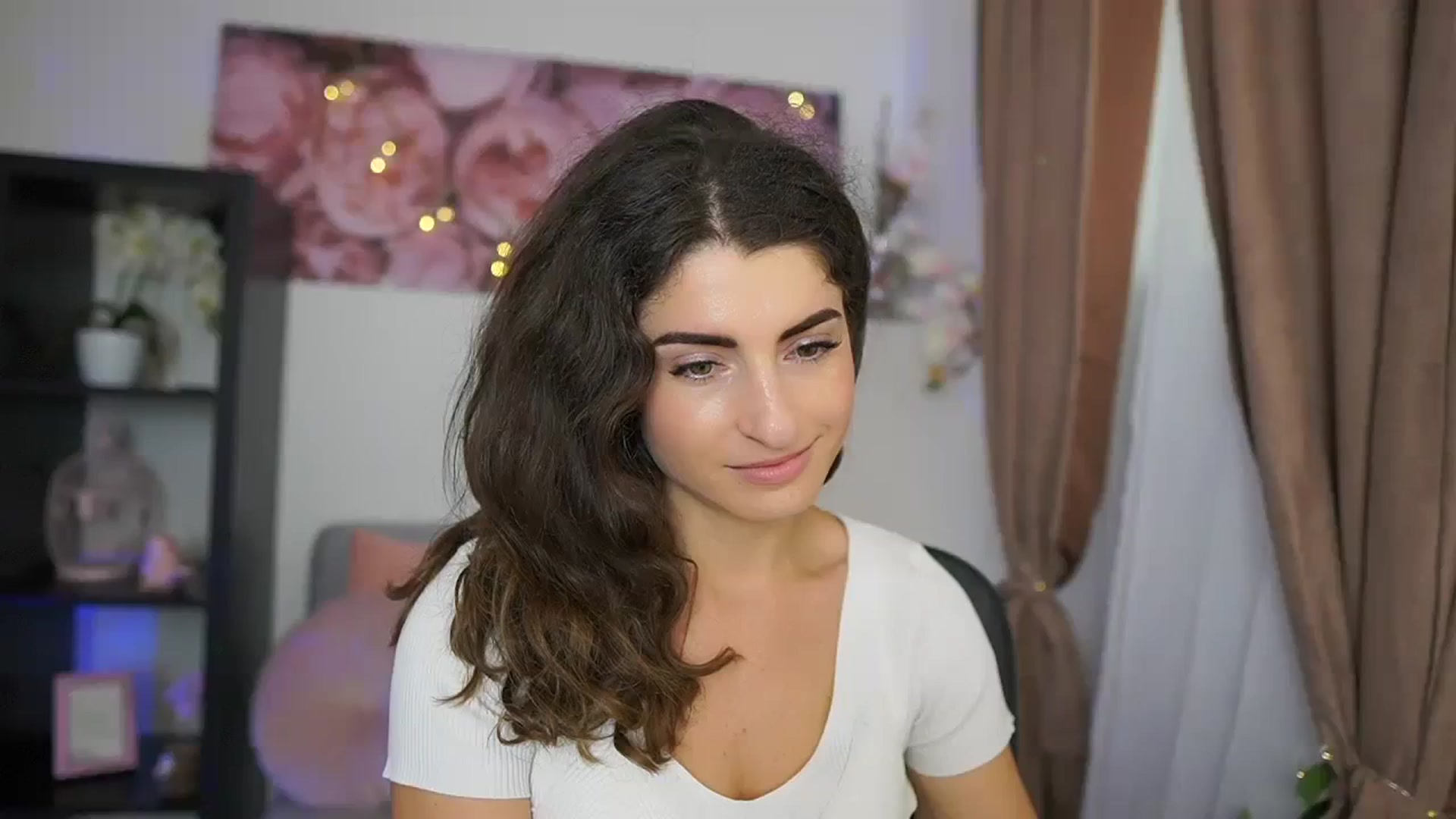 Gallery image thumbnail from EVA__LOVIA_'s myfreecams stream on, 09/06/2023, 12:55 image 5 of 20