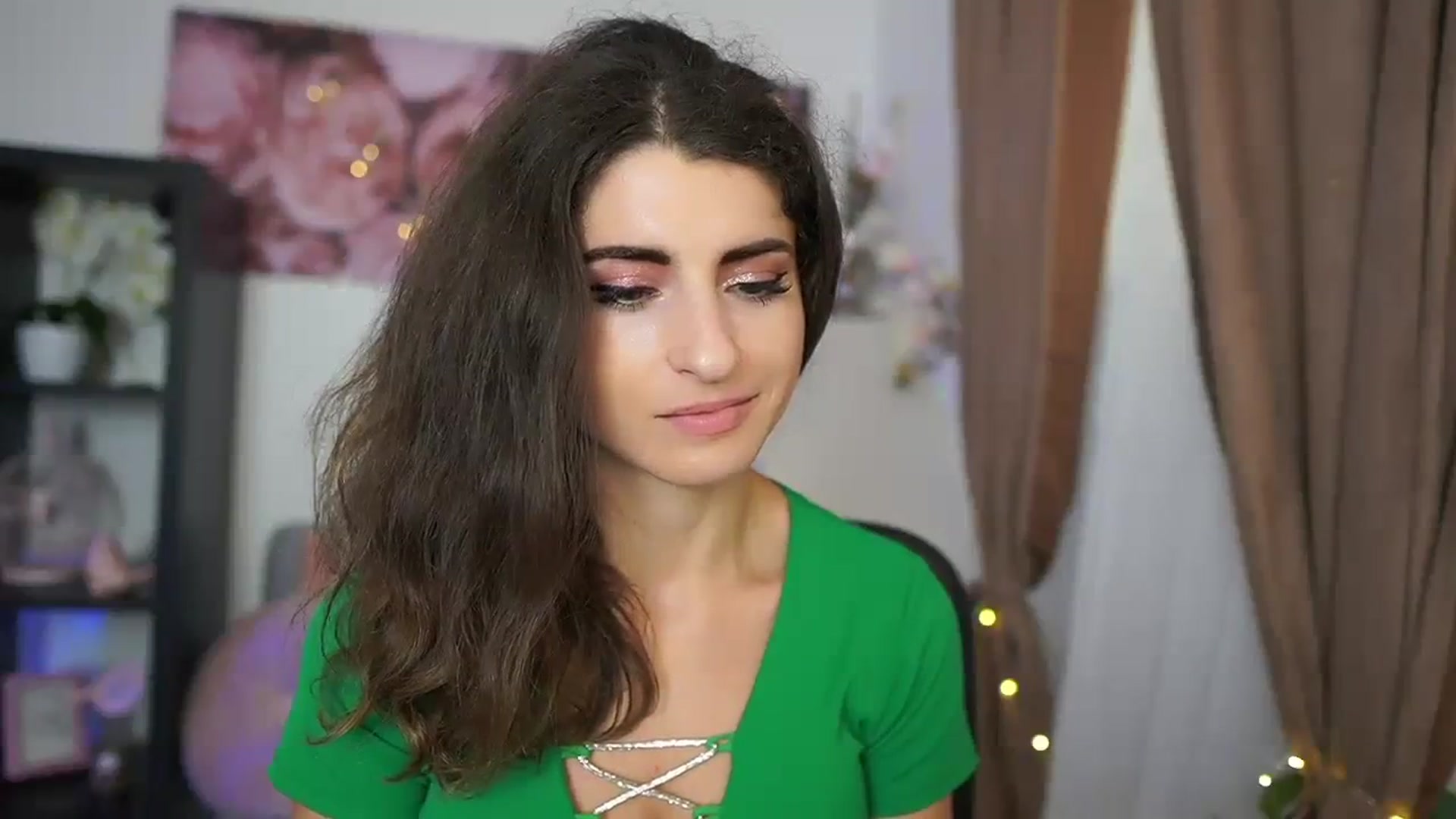 Gallery image thumbnail from EVA__LOVIA_'s myfreecams stream on, 09/09/2023, 14:03 image 5 of 20