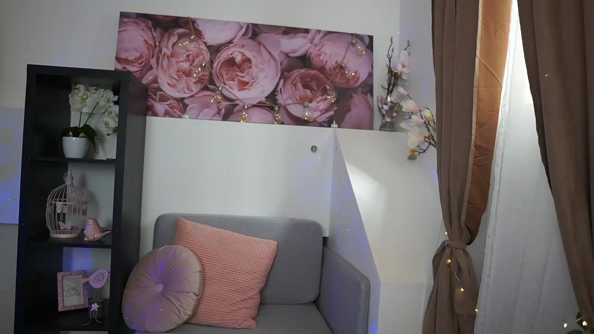 Gallery image thumbnail from EVA__LOVIA_'s myfreecams stream on, 09/12/2023, 11:43 image 12 of 20