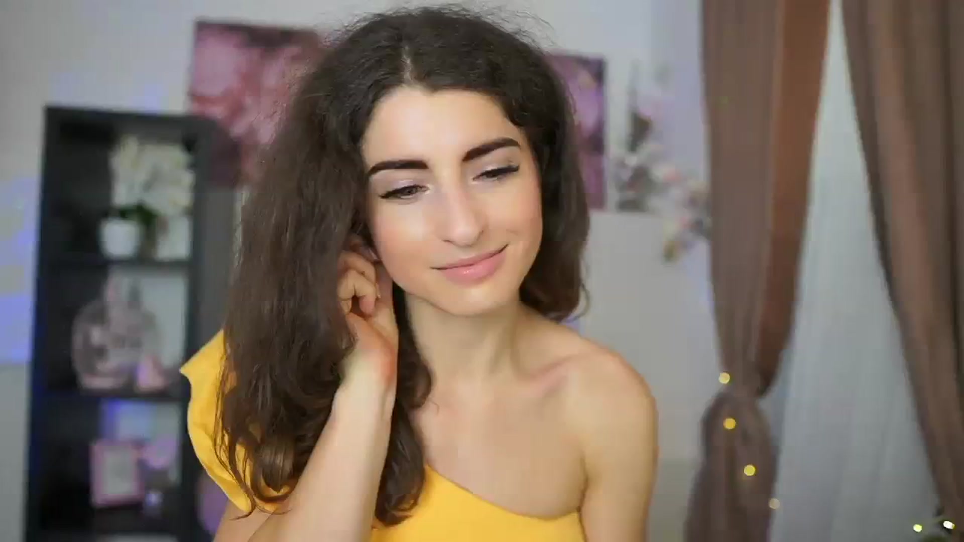 Gallery image thumbnail from EVA__LOVIA_'s myfreecams stream on, 09/12/2023, 13:15 image 10 of 20